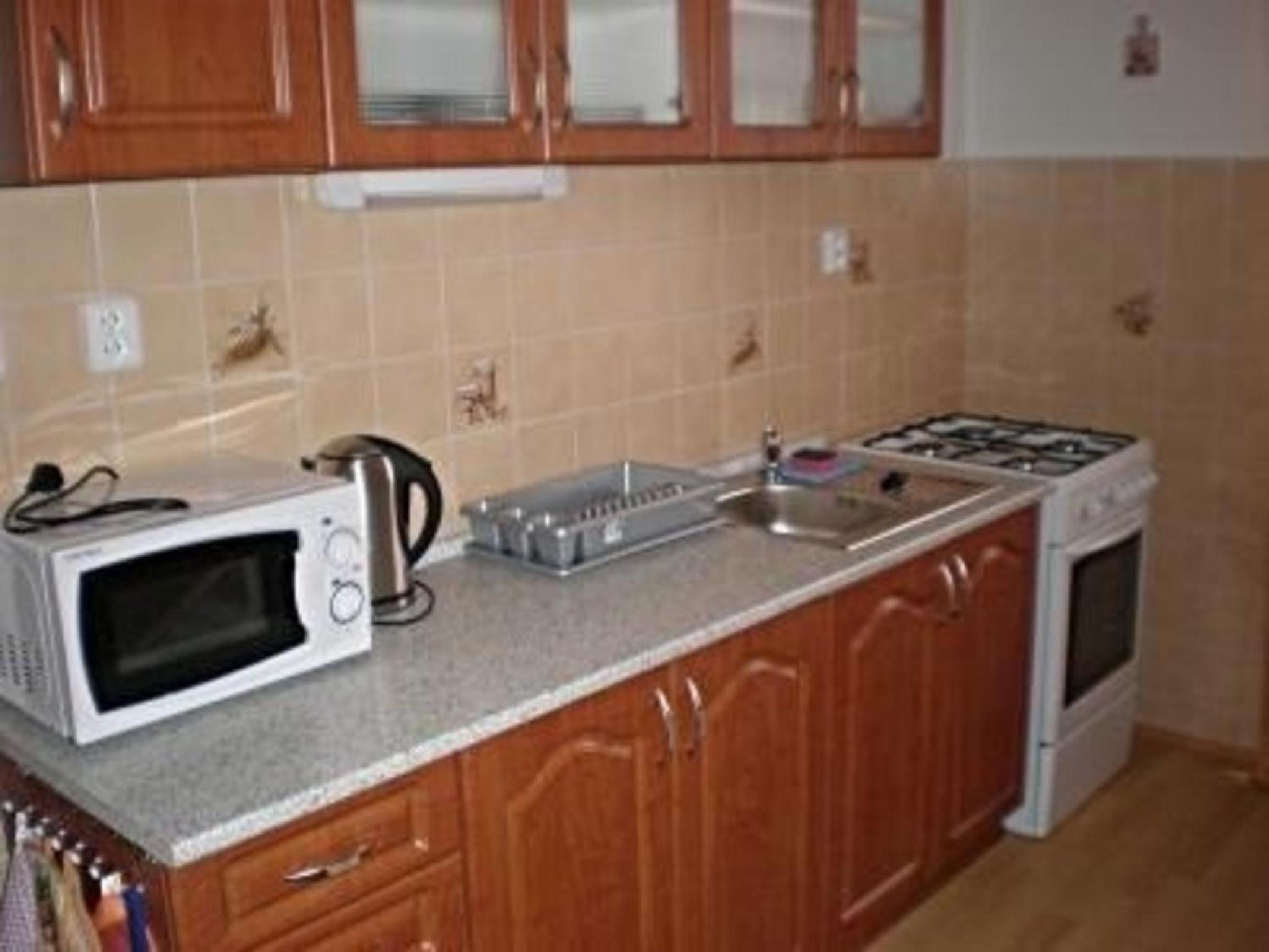 Apartment photo 2