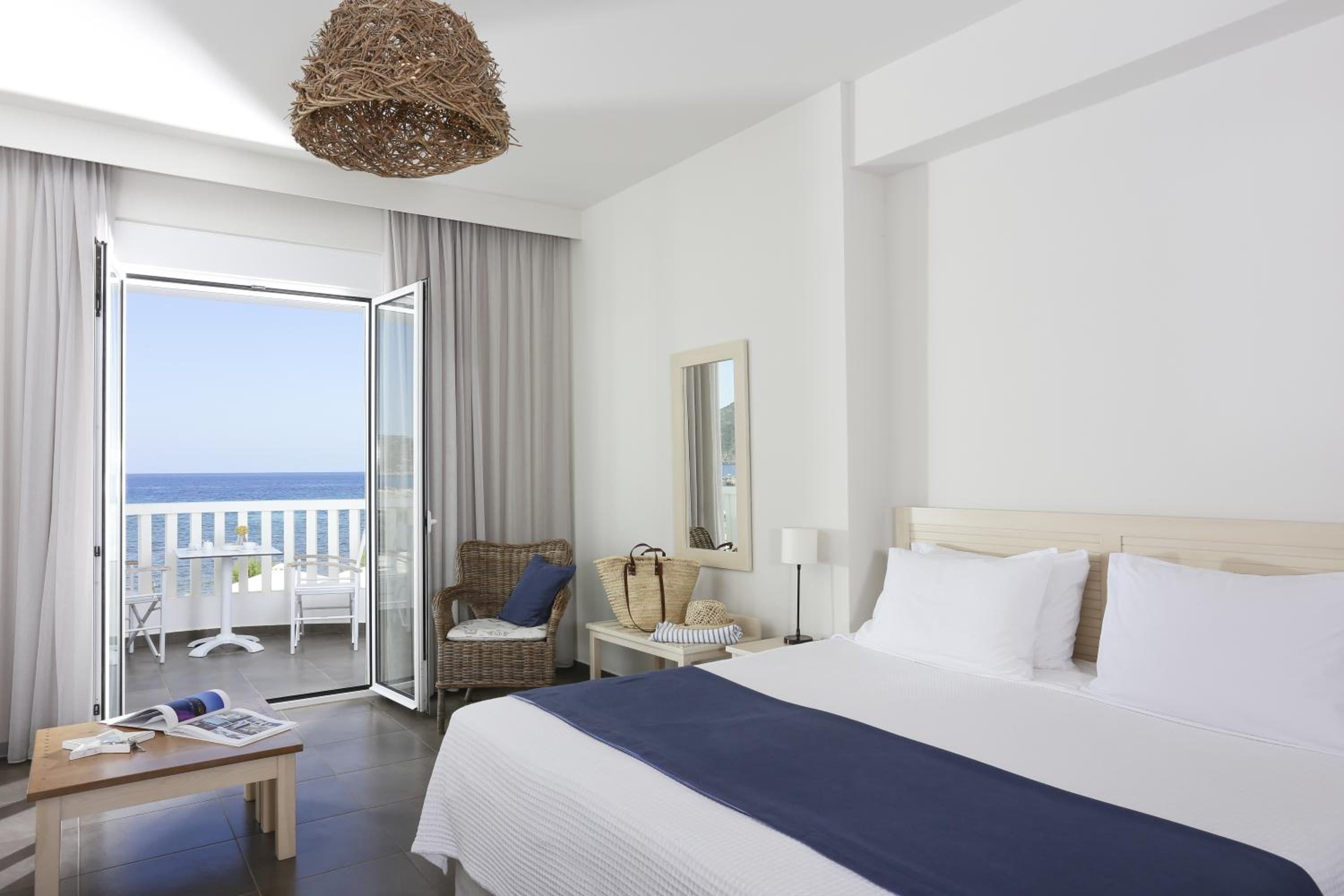 Studio with Sea View - Photo 8