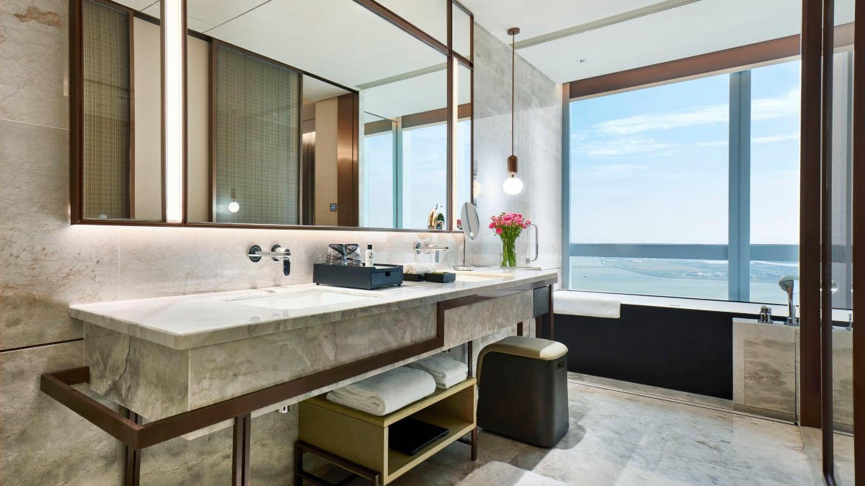 1 King Bed Classic HkZhMo Bdg Sea View - Photo 3