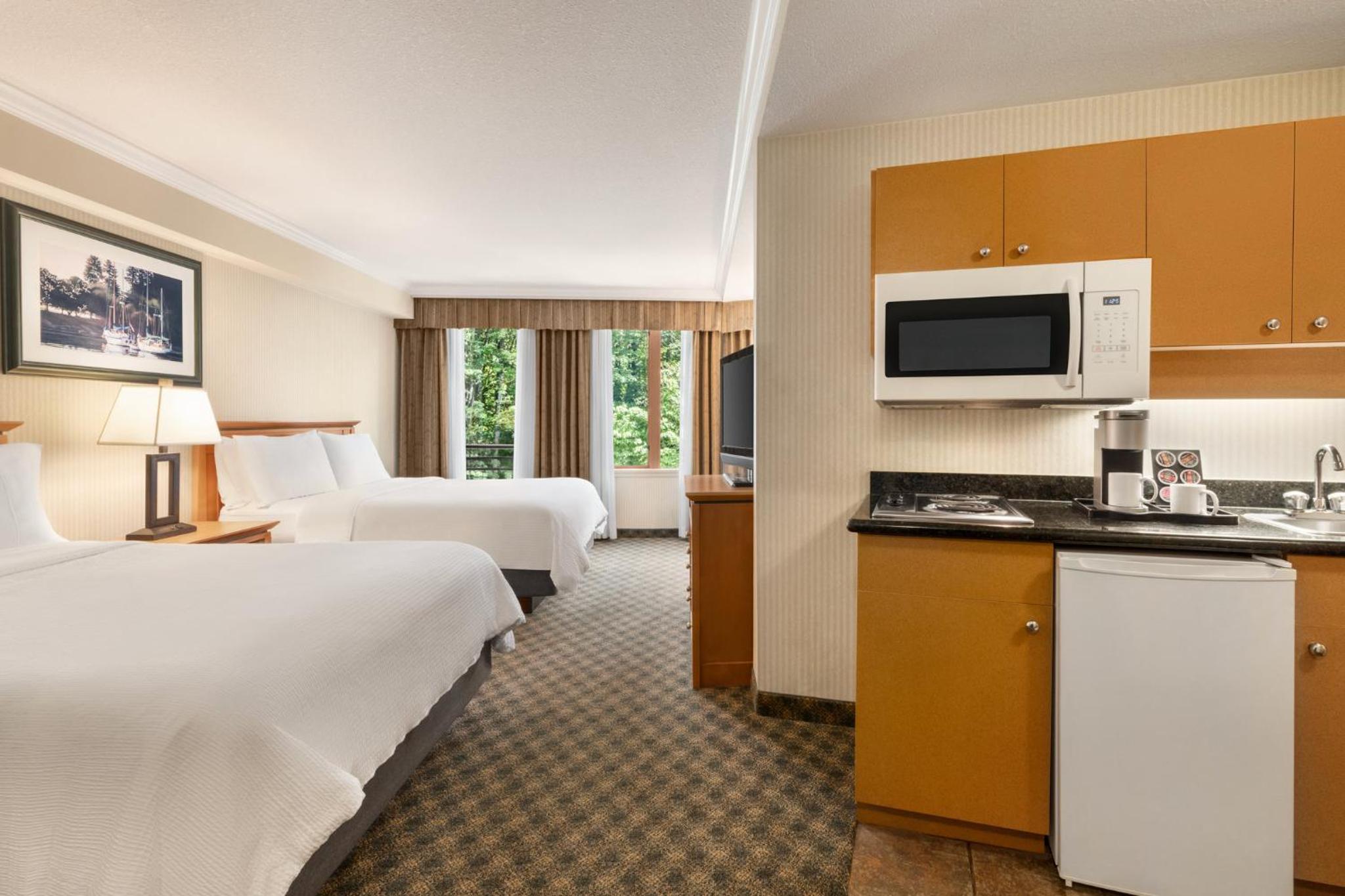 Premium Queen Room with Two Queen Beds