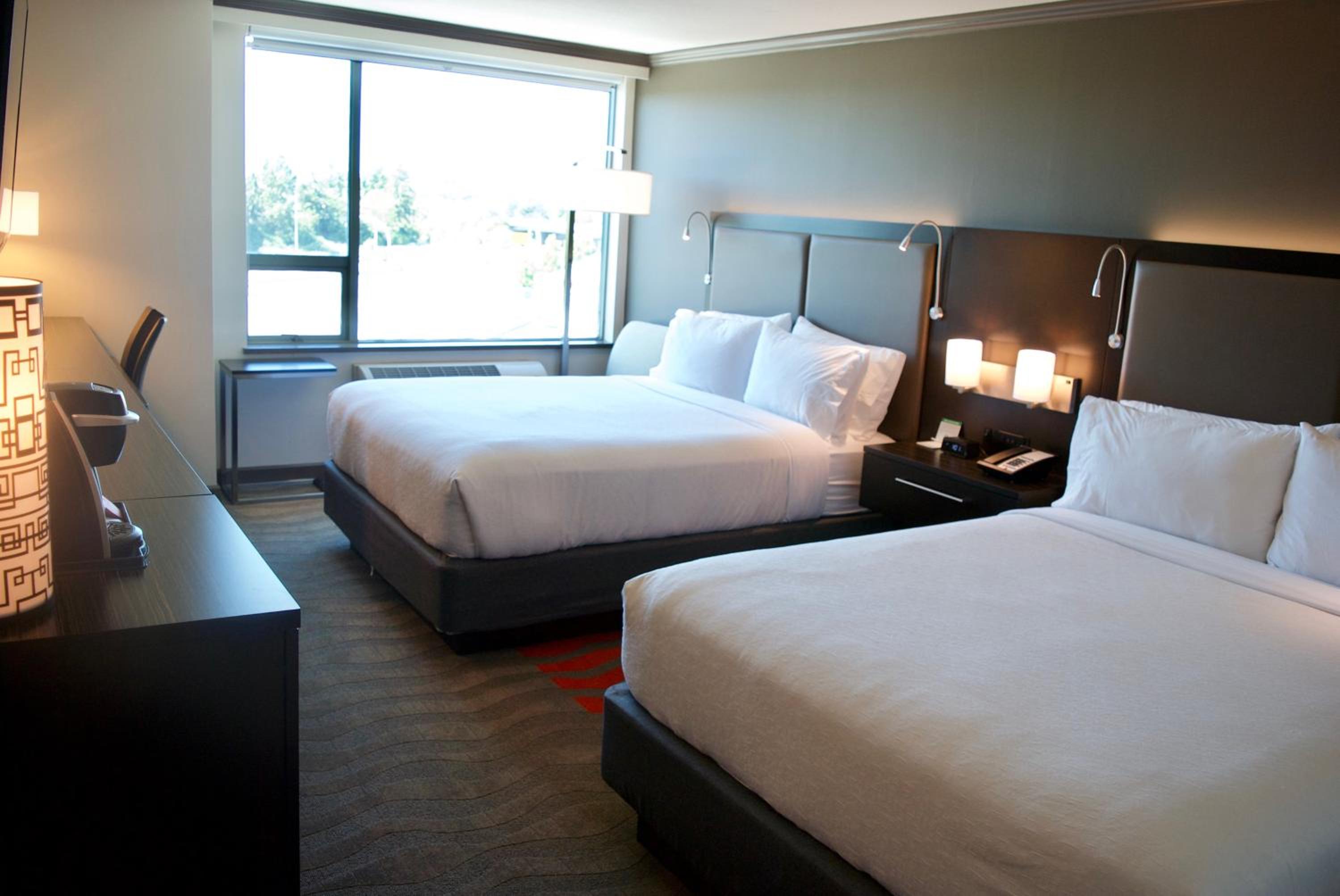 Standard Room with Two Queen Beds - Photo 1