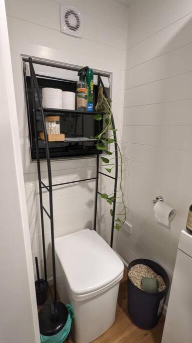 One-Bedroom House photo 2
