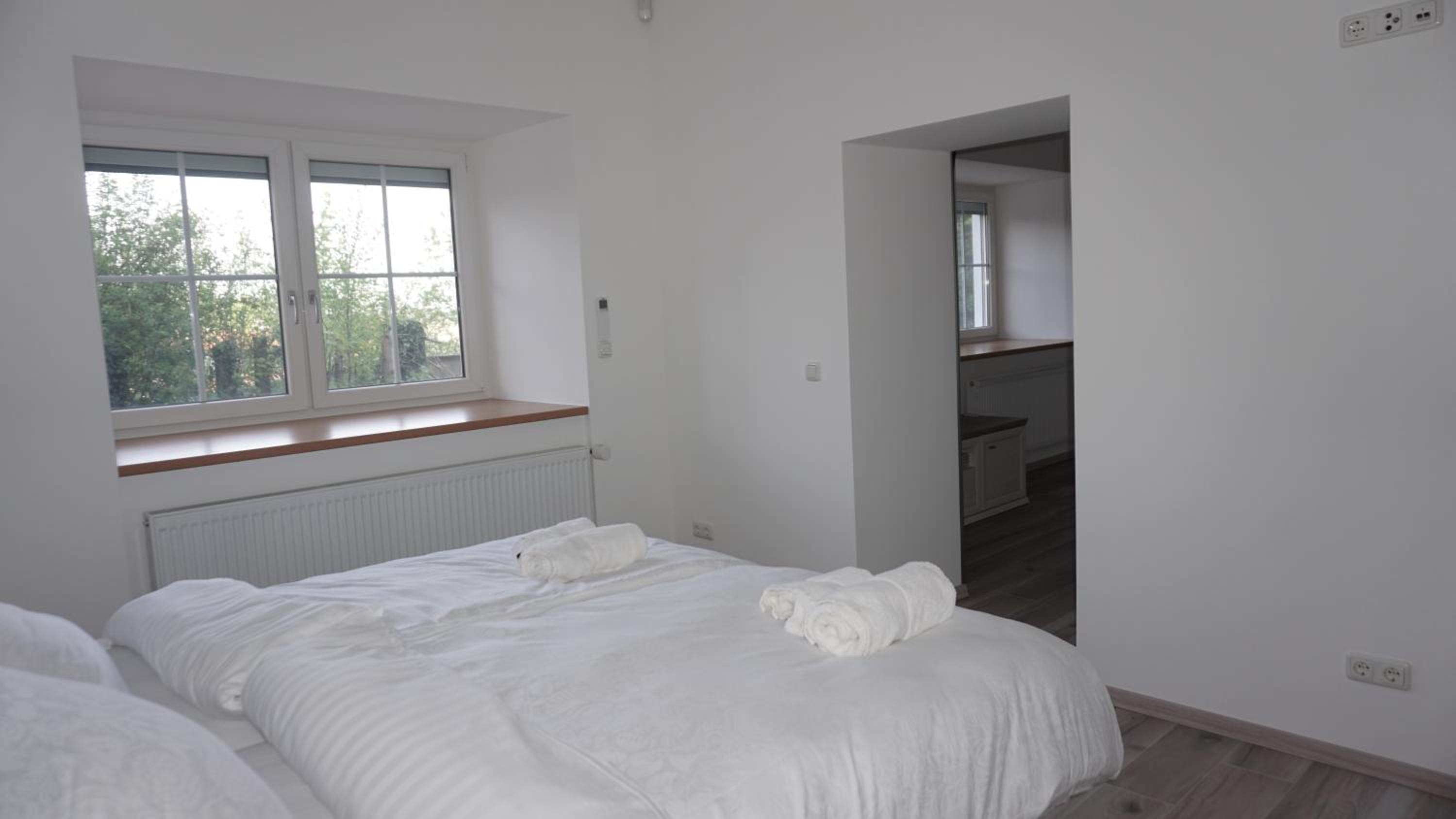 Apartment - Ground Floor photo 2