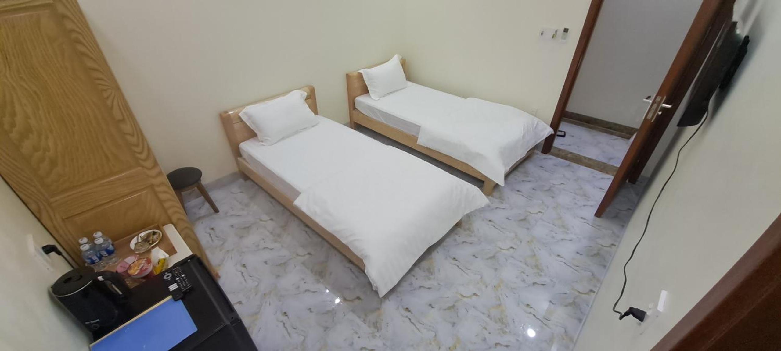 Twin Room with Private Bathroom photo 1