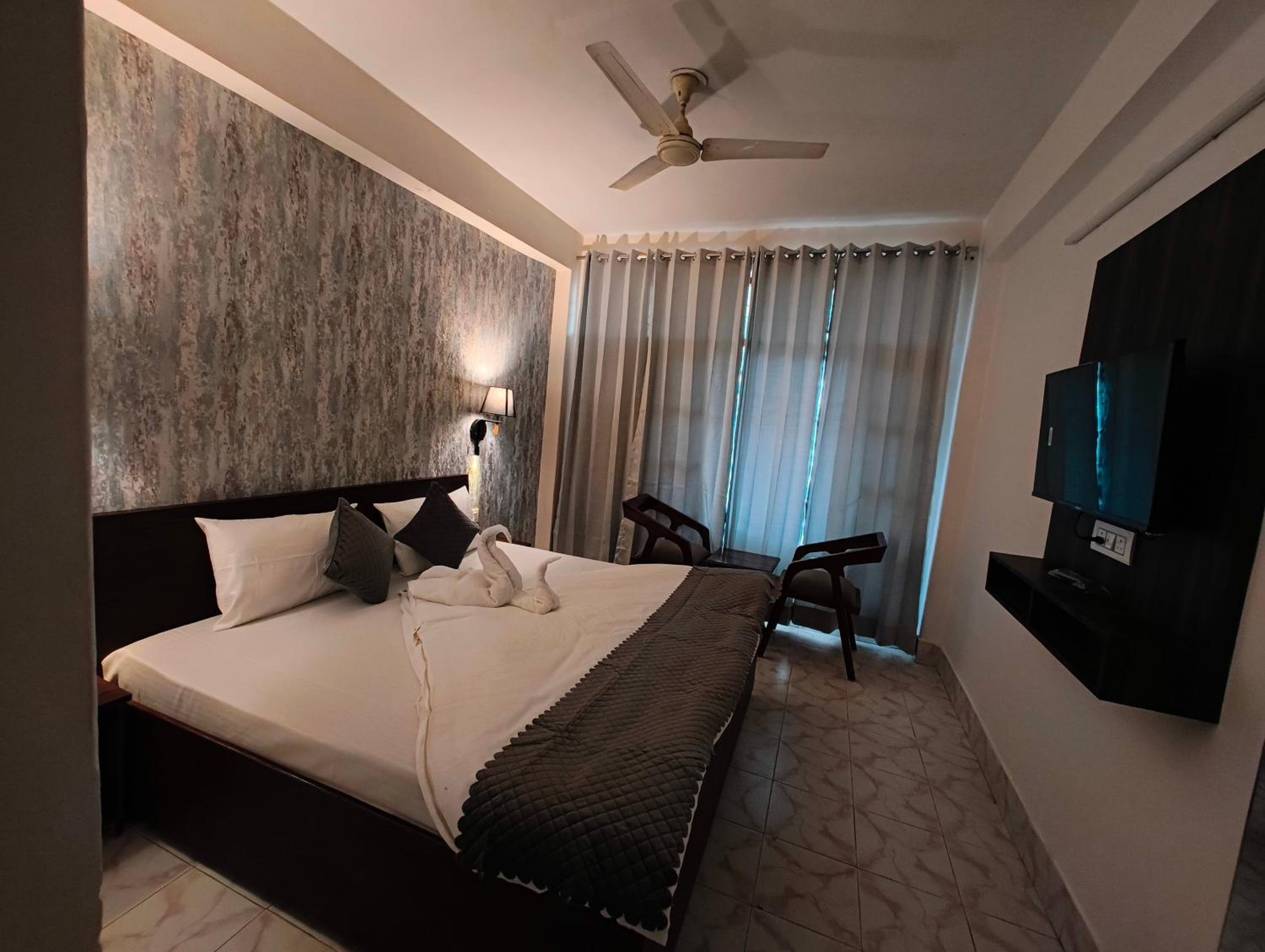 Superior King Room photo 1