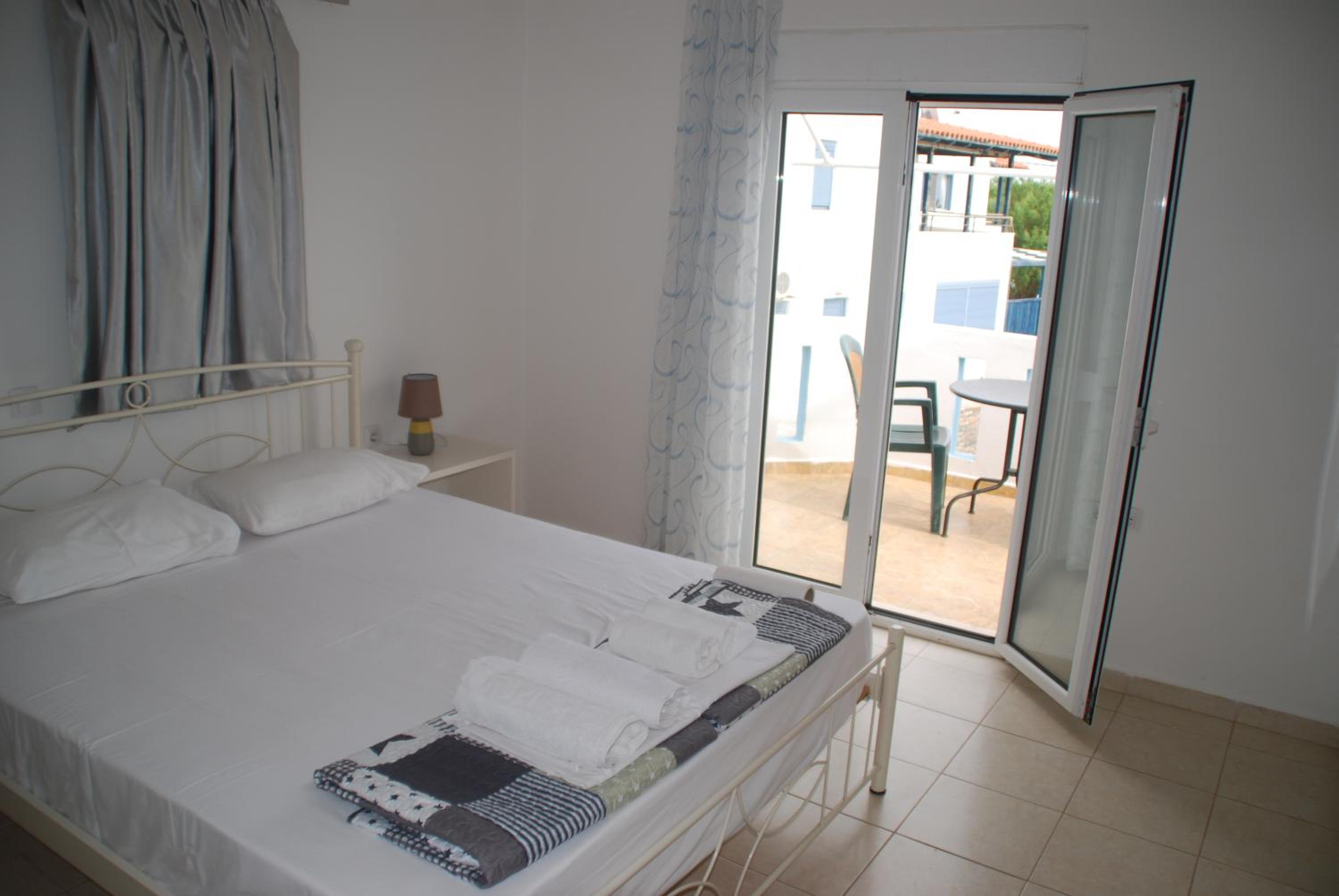 Apartment with Sea View - Photo 1