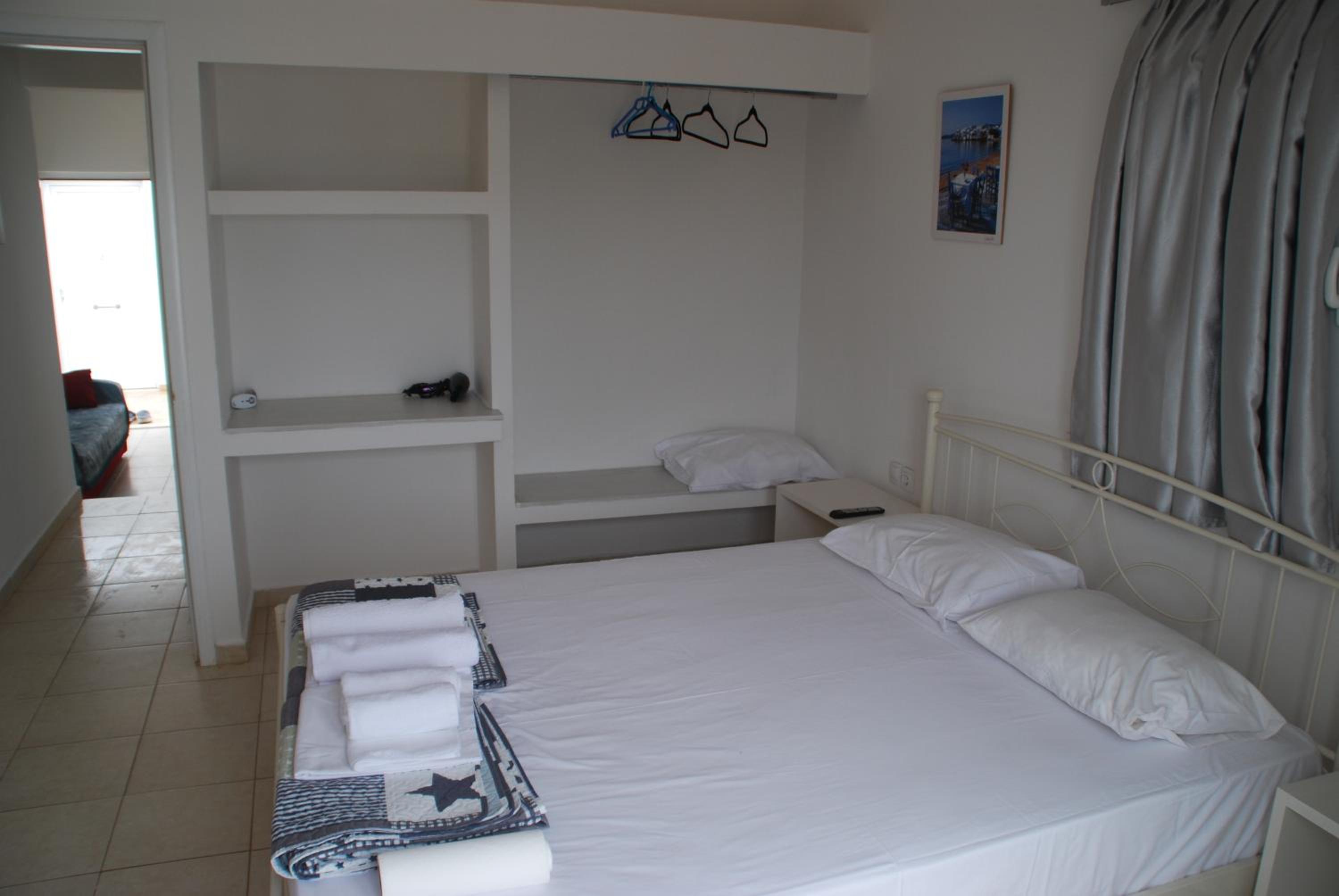 Apartment with Sea View - Photo 8