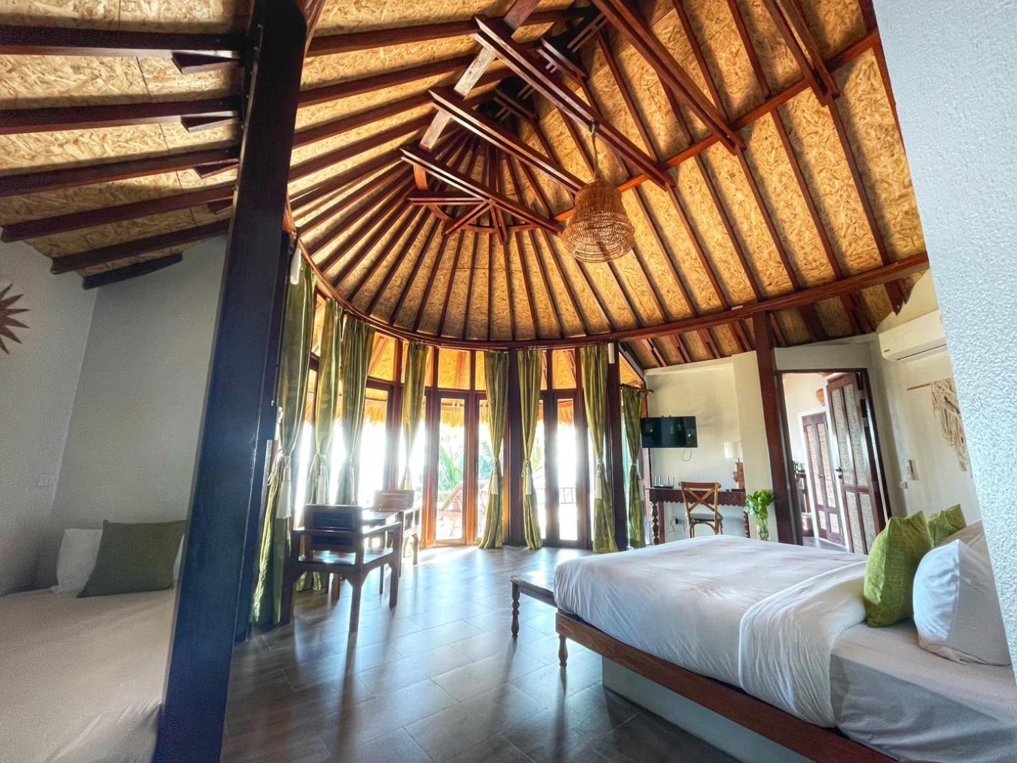 Family Room with Sea View