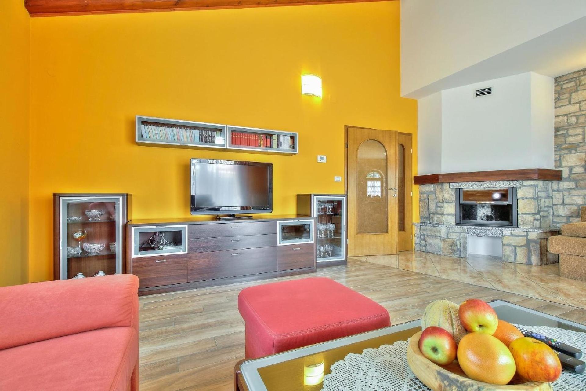 Three-Bedroom Vacation Home 