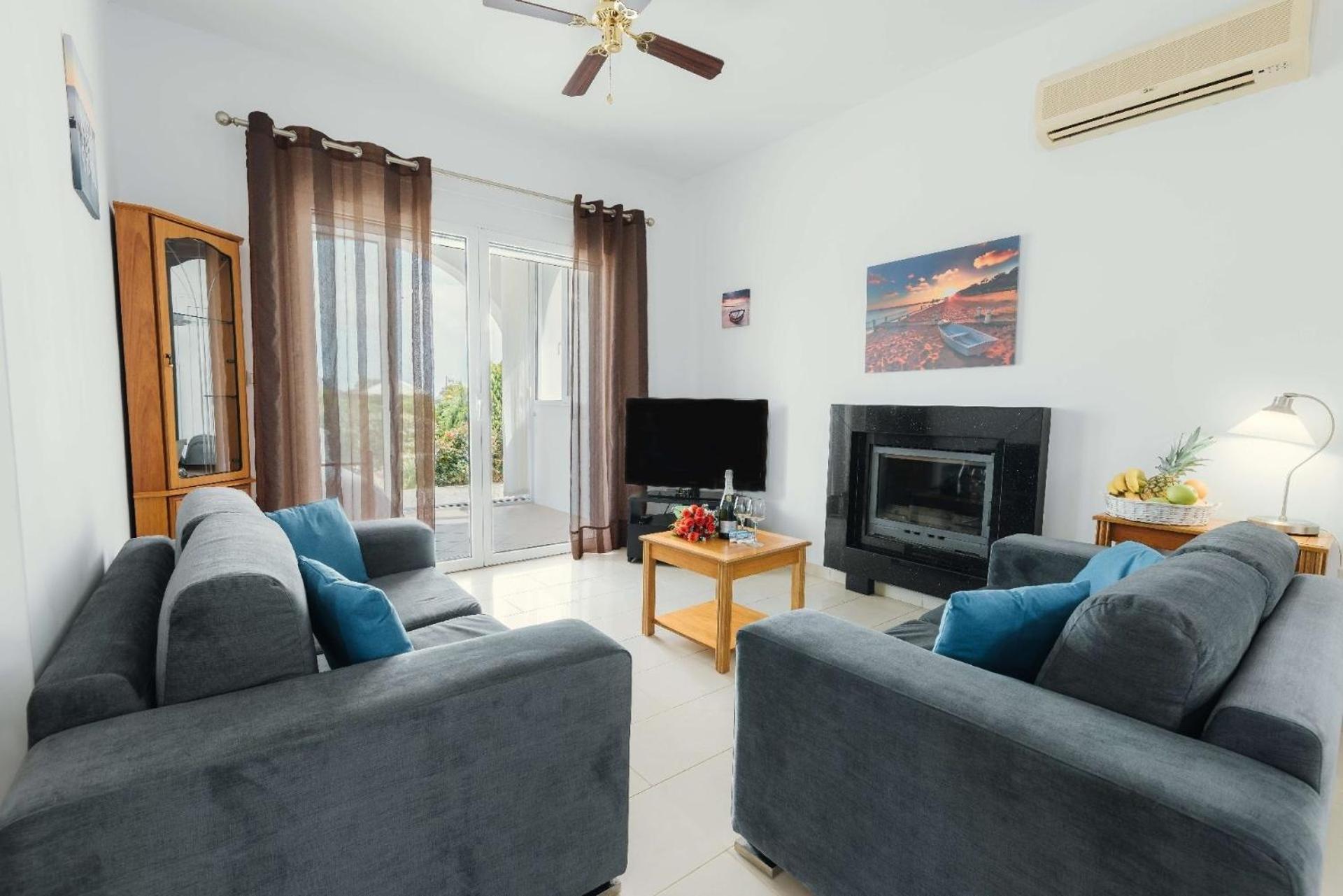 Two-Bedroom Holiday Home photo 3