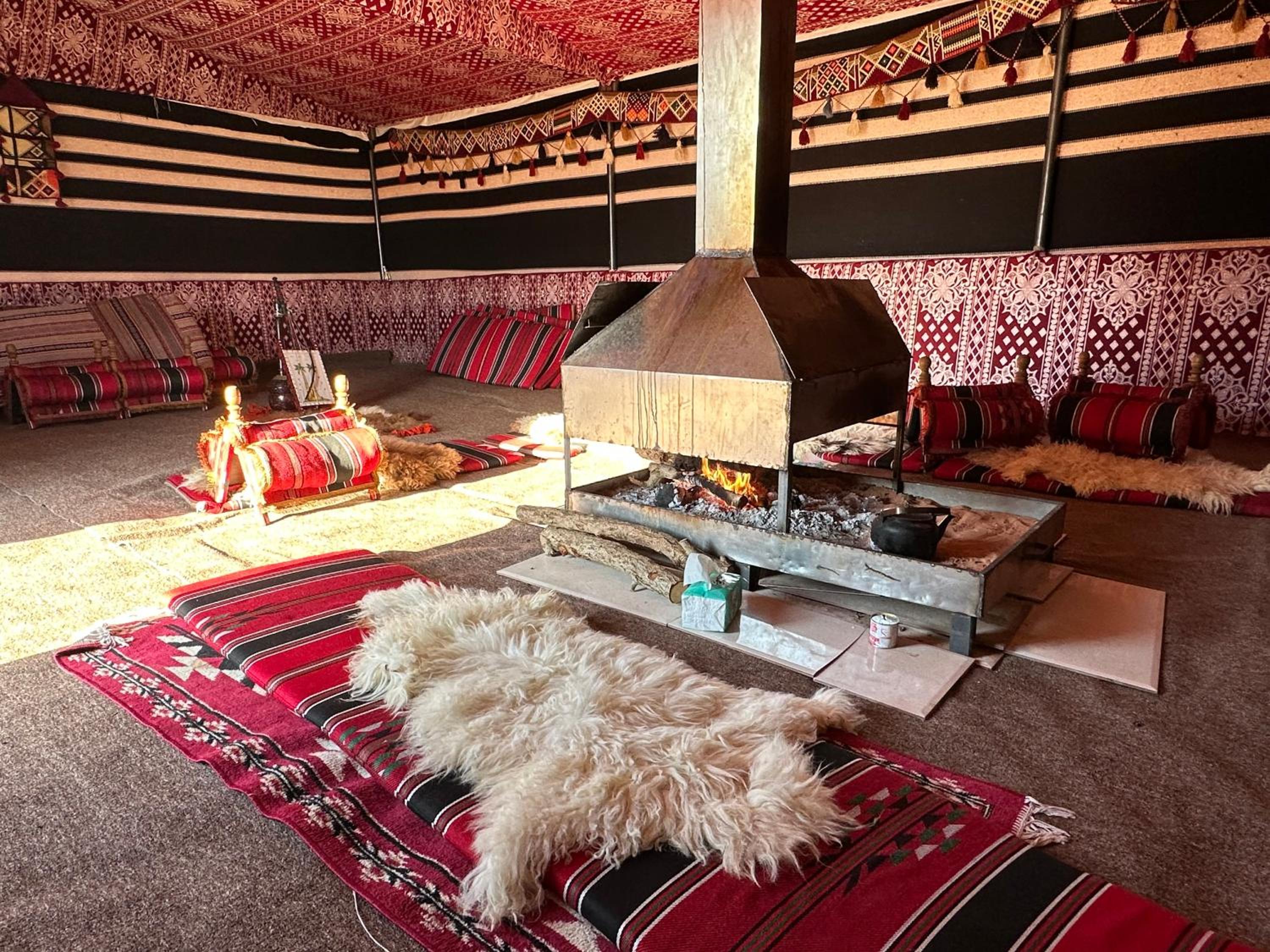 Tent - Photo 13