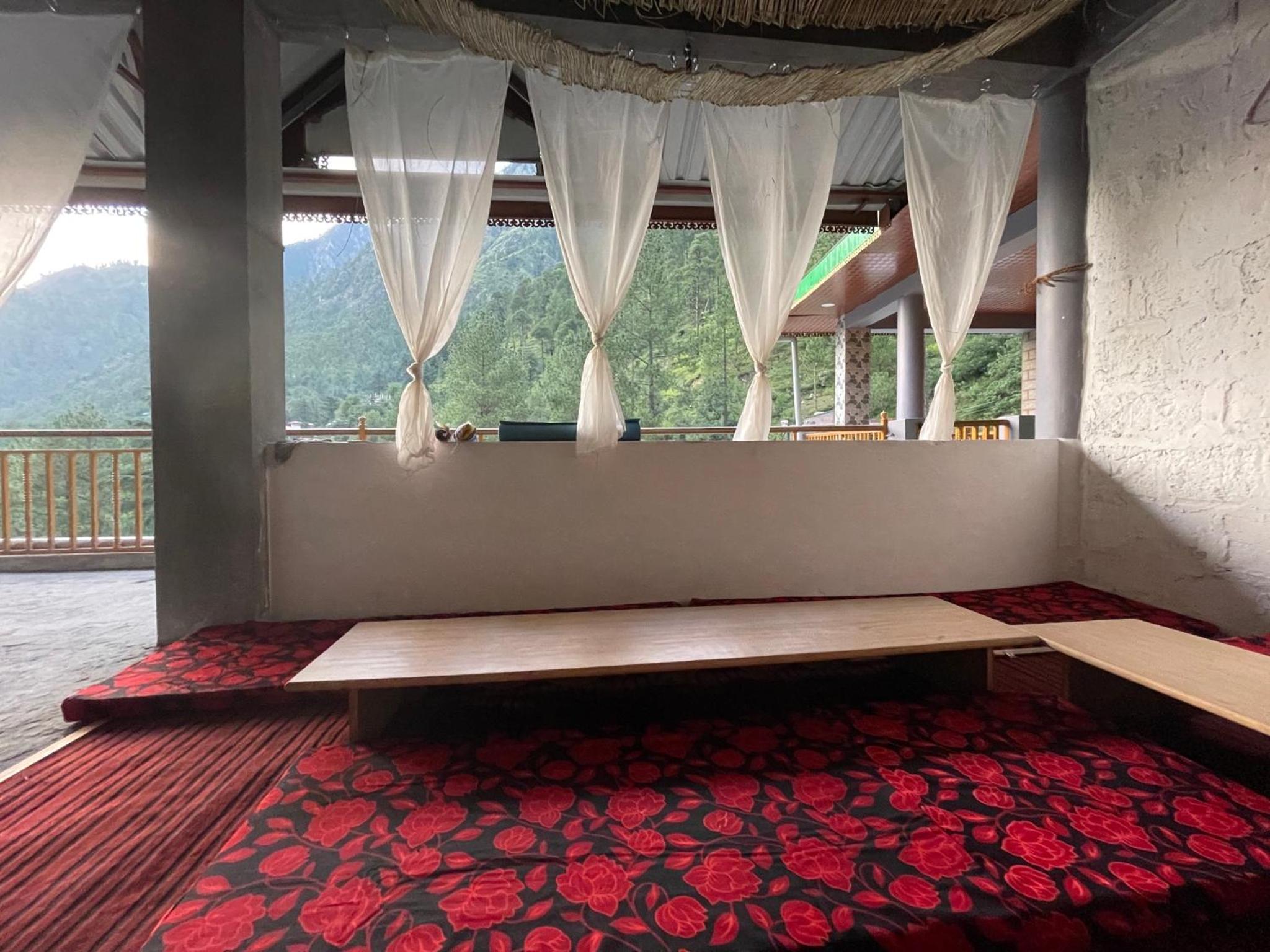 Quadruple Room with Terrace
