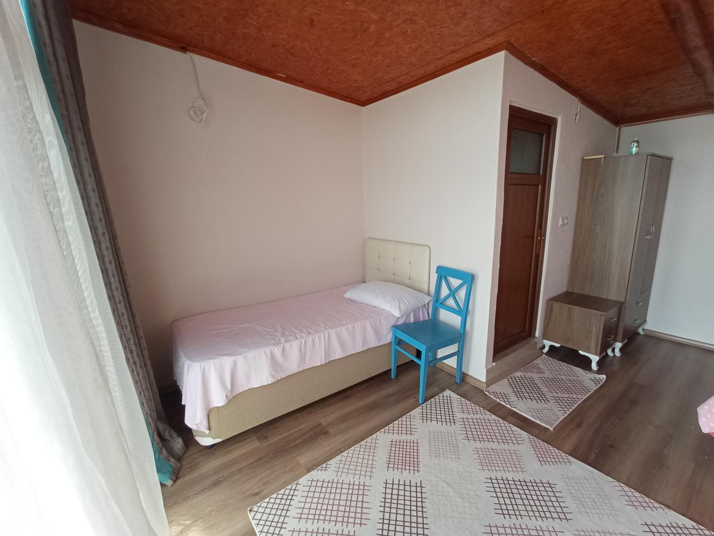 Twin Room with Balcony photo 3