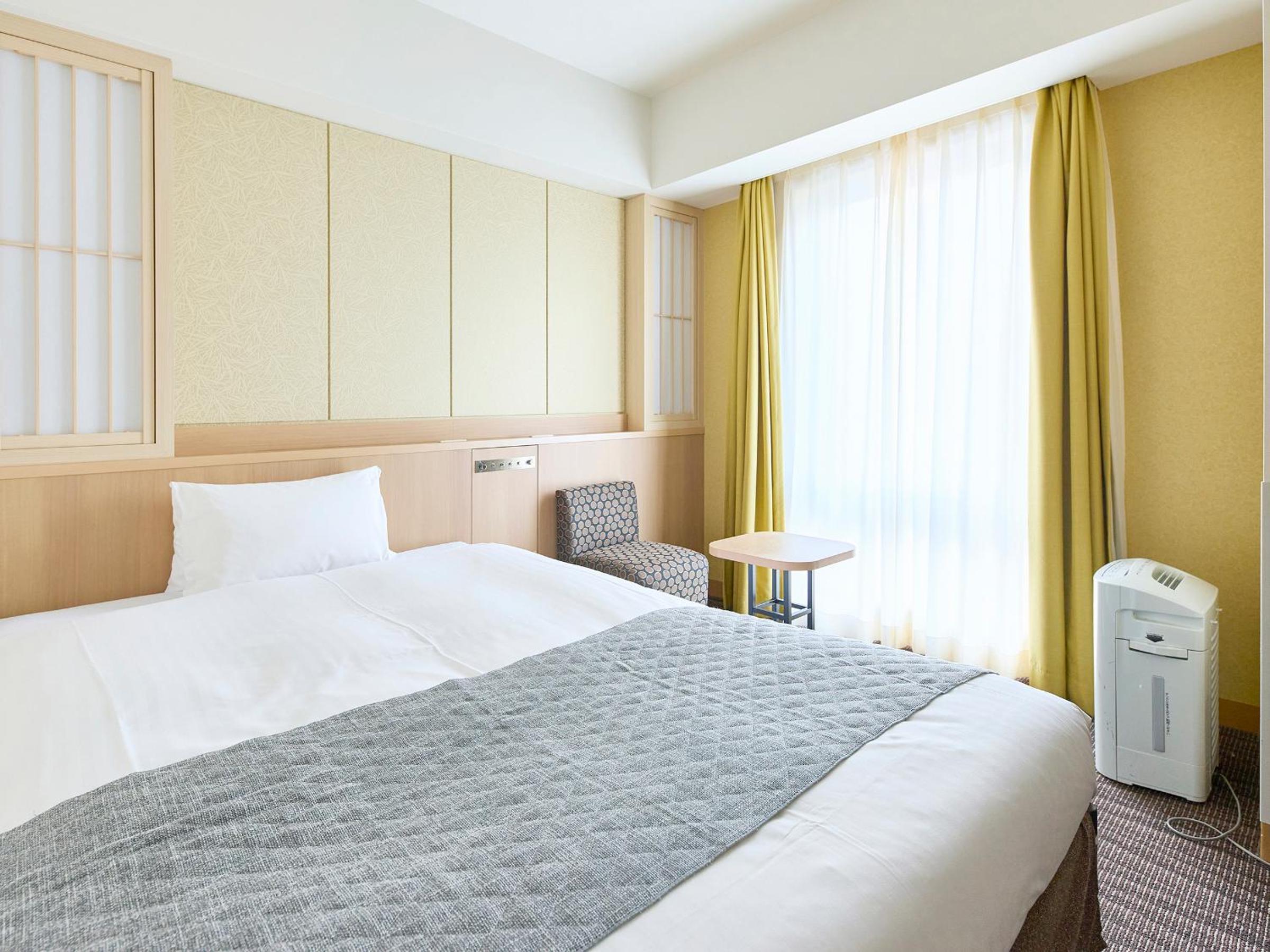Deluxe Double Room - Non-Smoking - Photo 9
