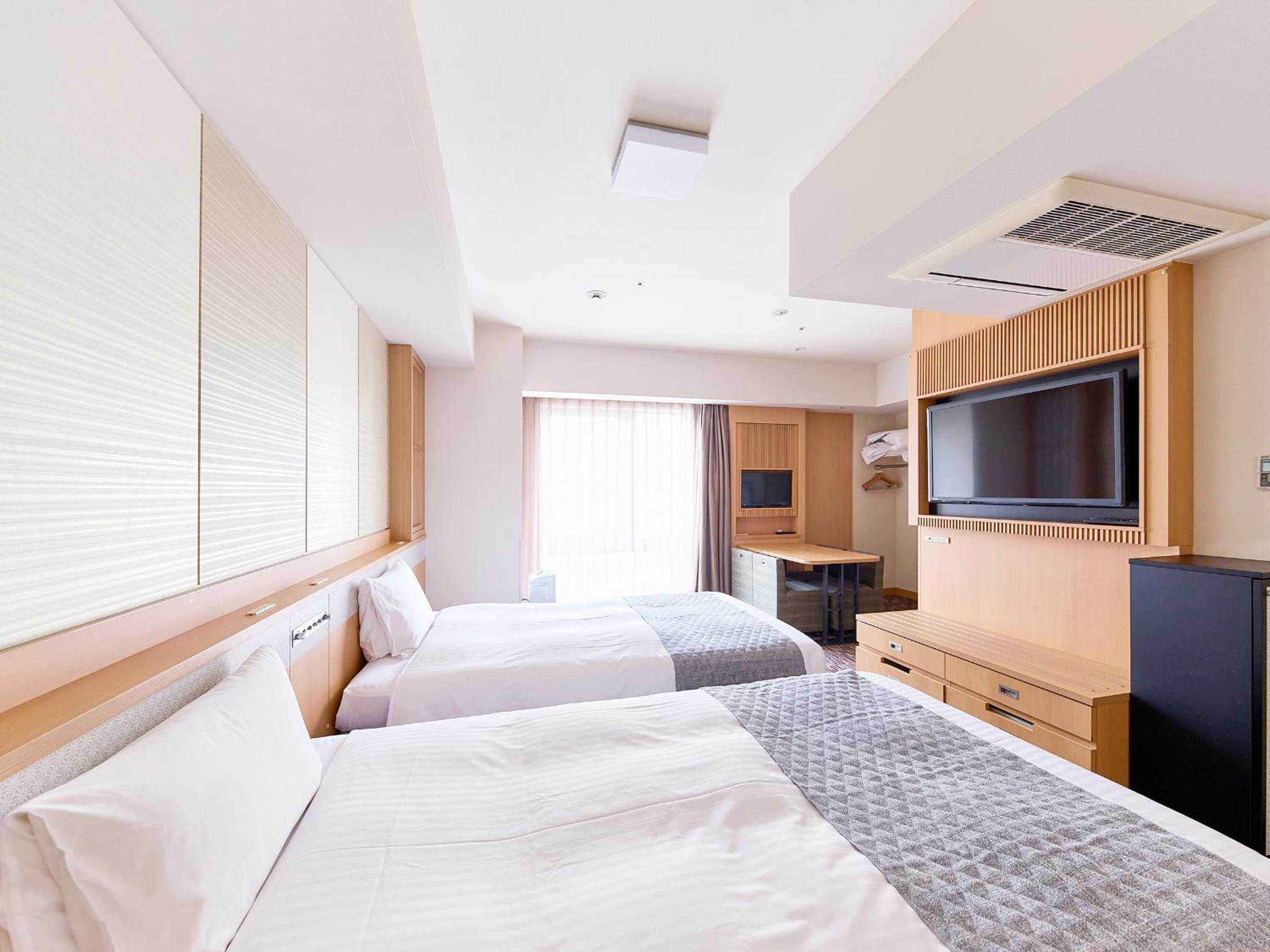 Deluxe Quadruple Room - Non-Smoking - Photo 6