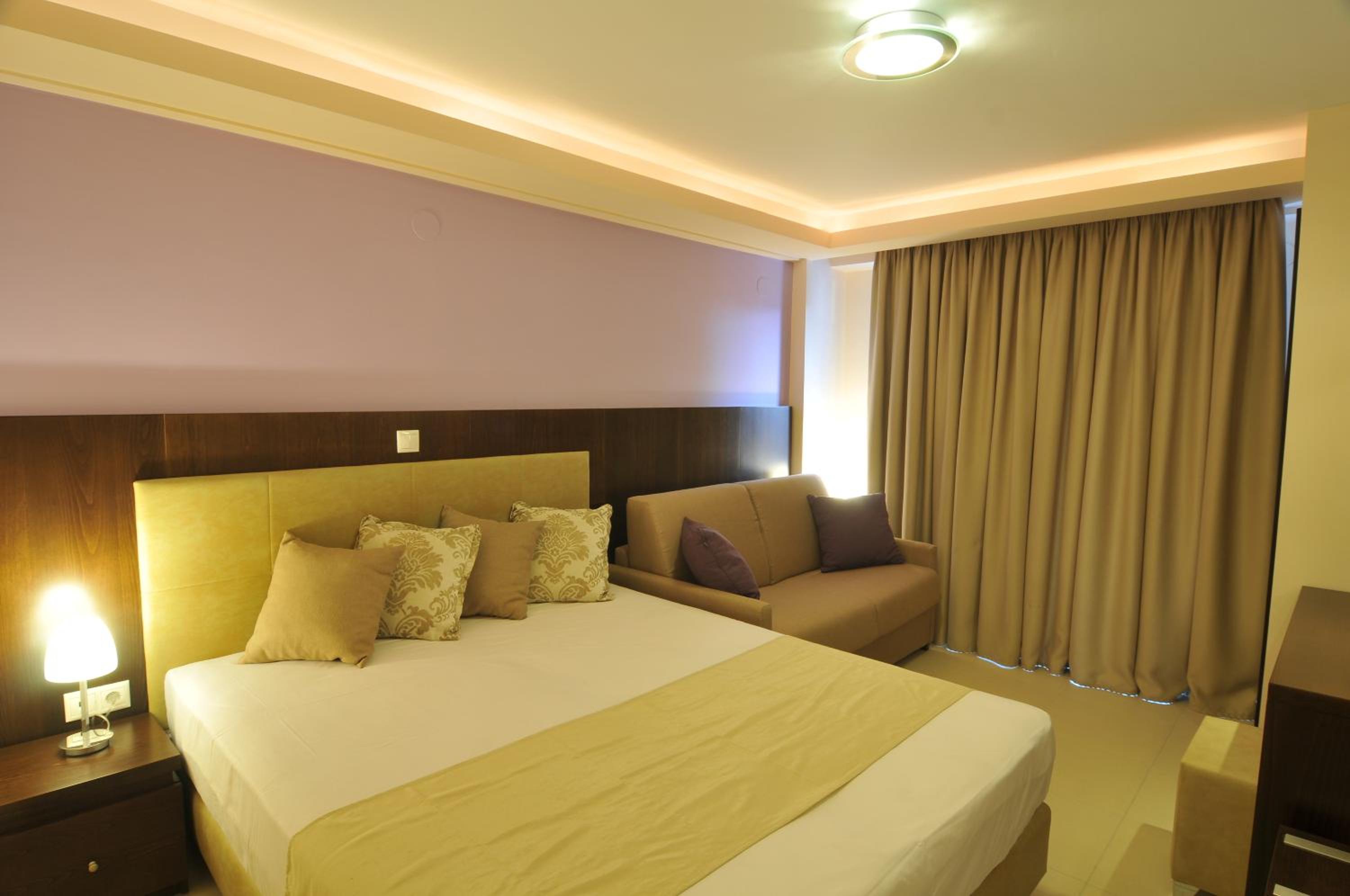 Triple Room - Photo 2