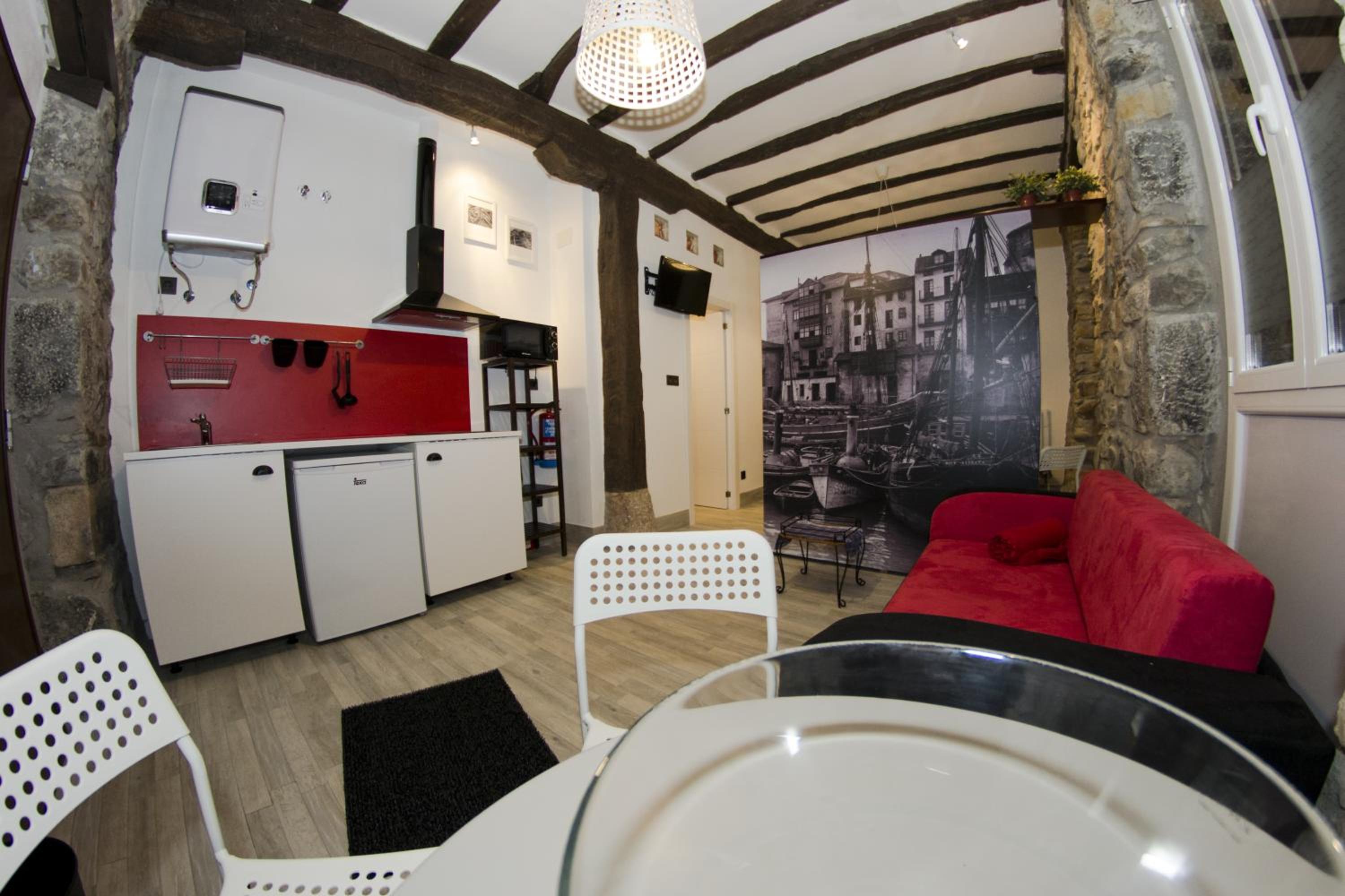 Apartment - Photo 40