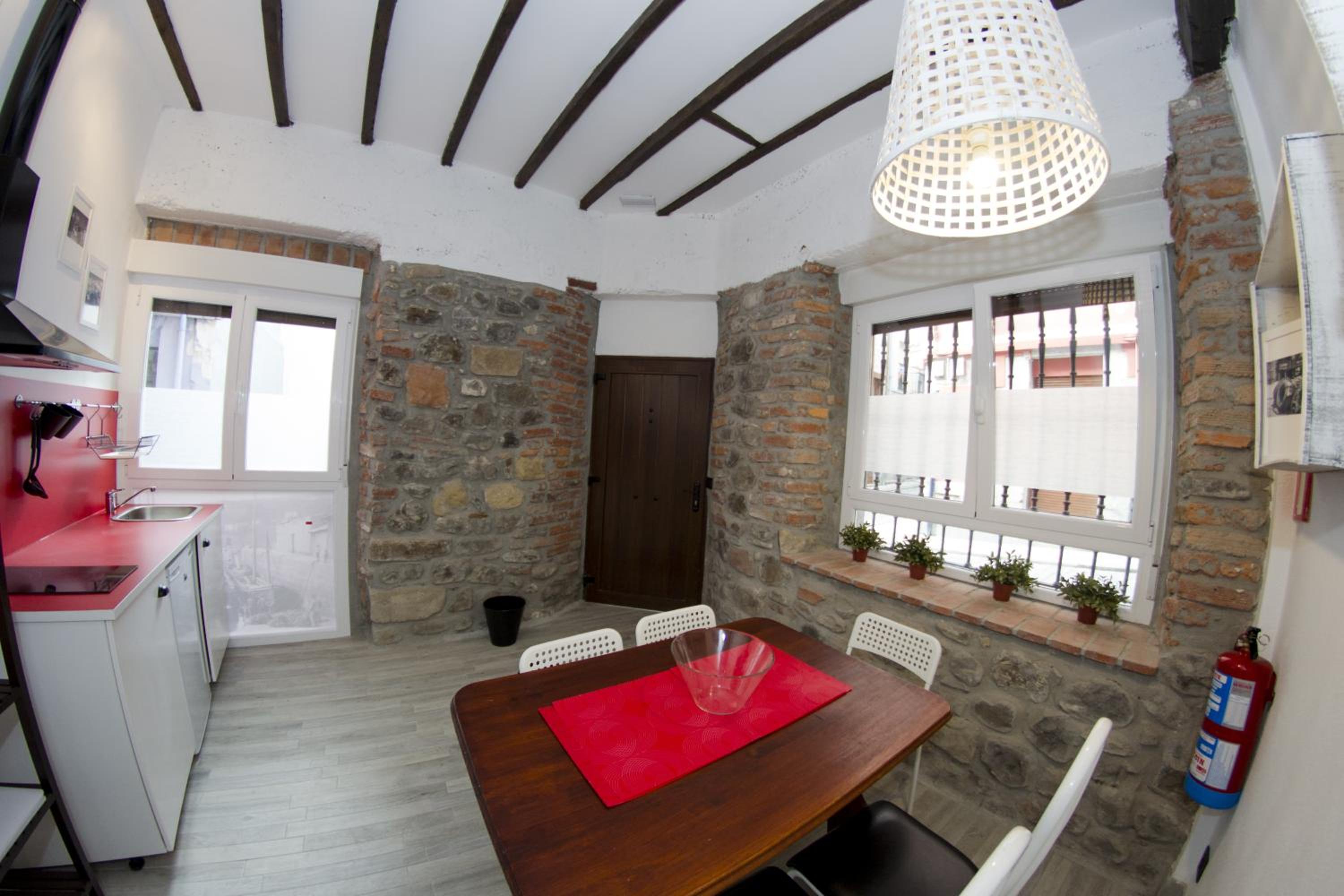 Apartment - Photo 23