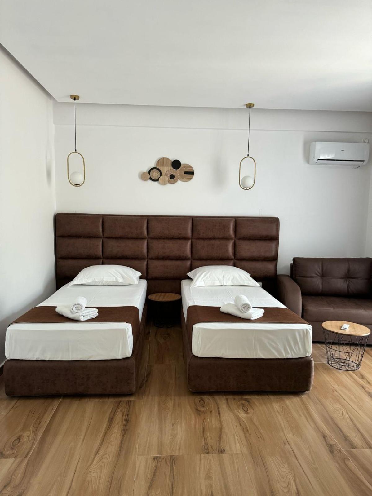 Deluxe Triple Room with Sea View photo 3