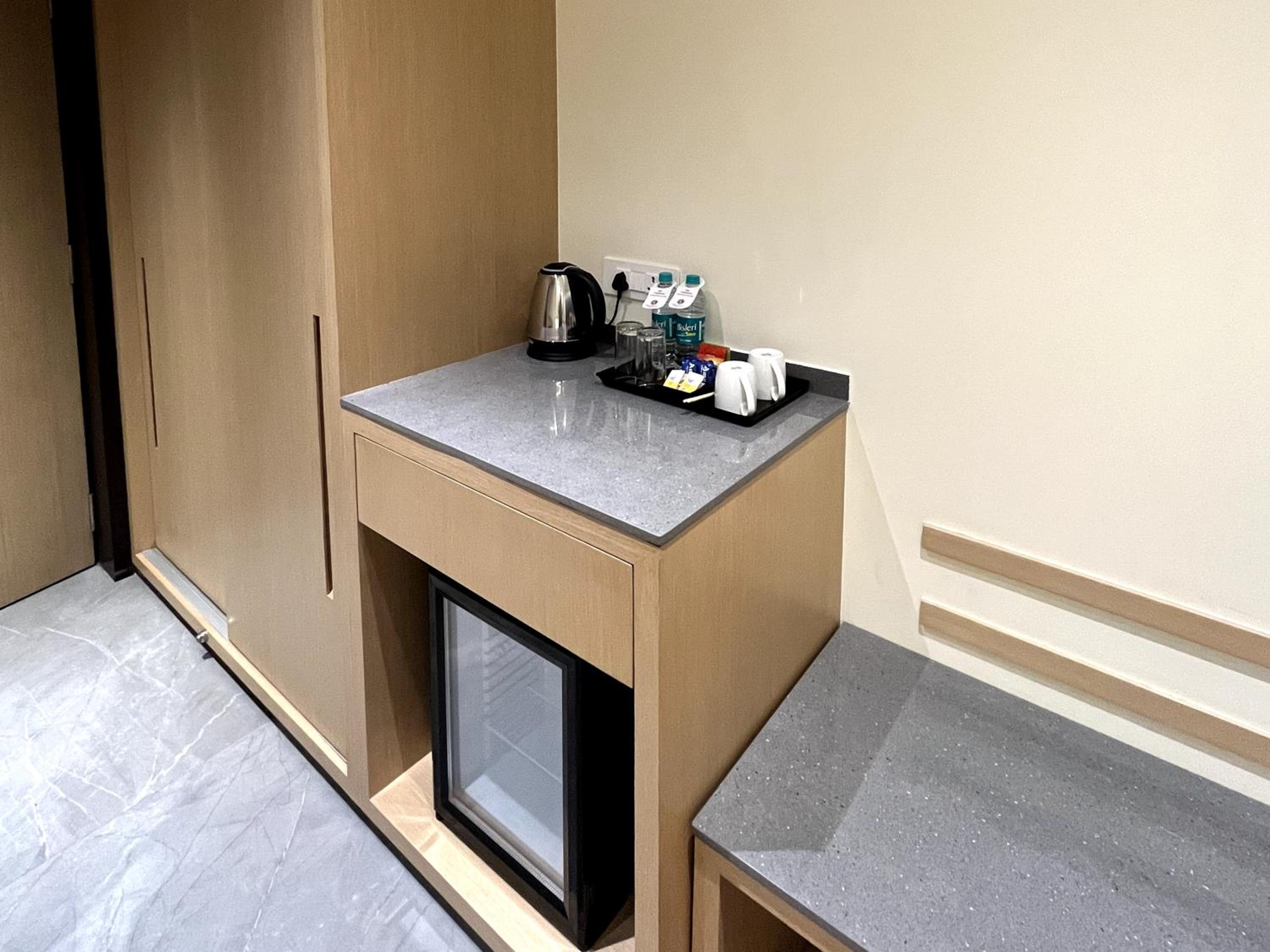 Club Double Room - Photo 8