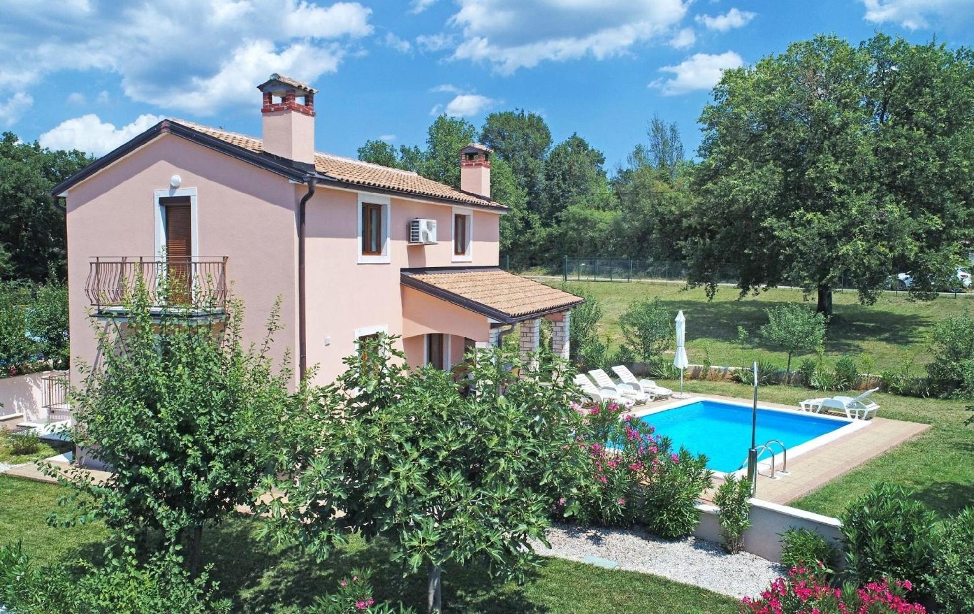 Holiday Home photo 3