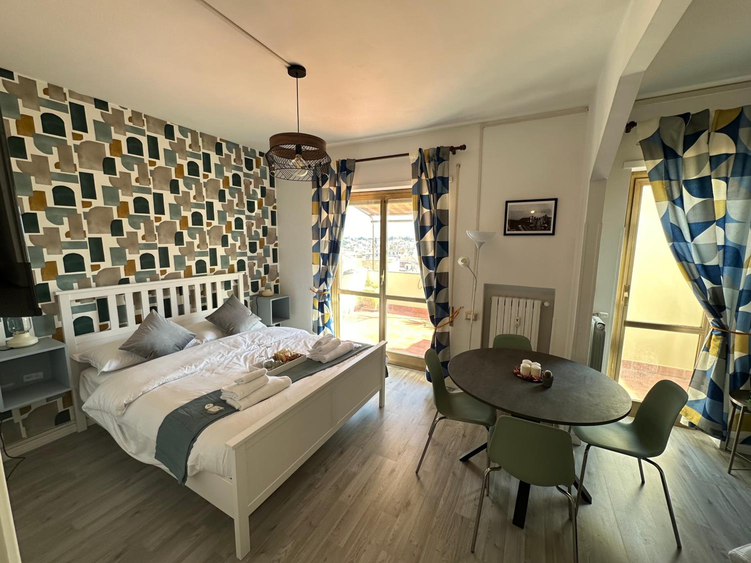 One-Bedroom Apartment