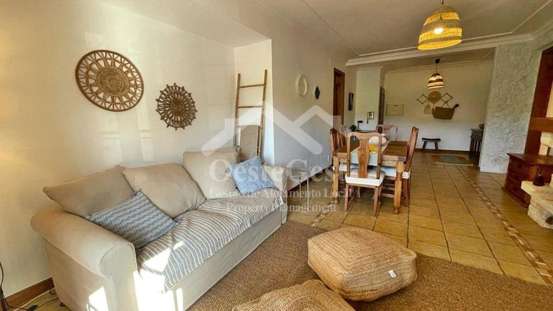 Apartment photo 2