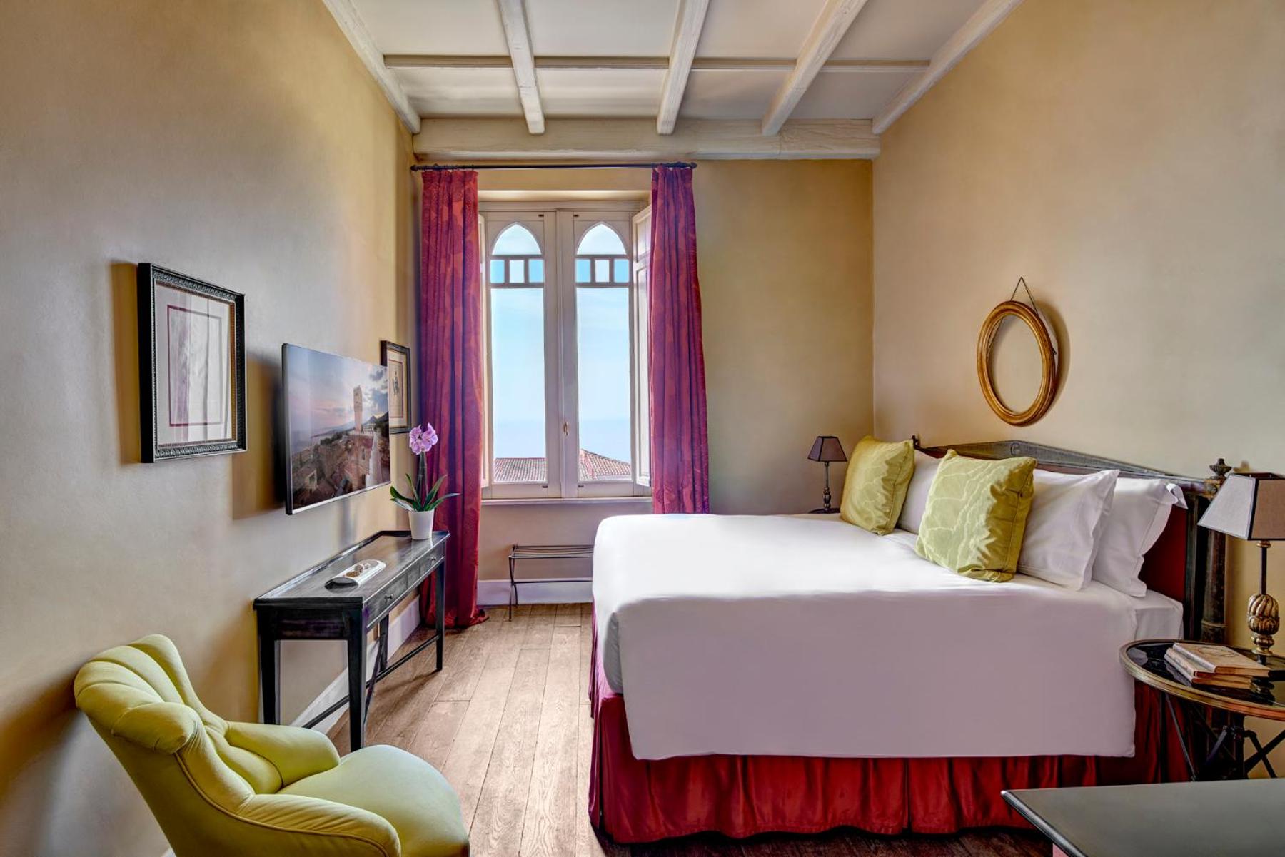 Superior Double Room - Photo 1