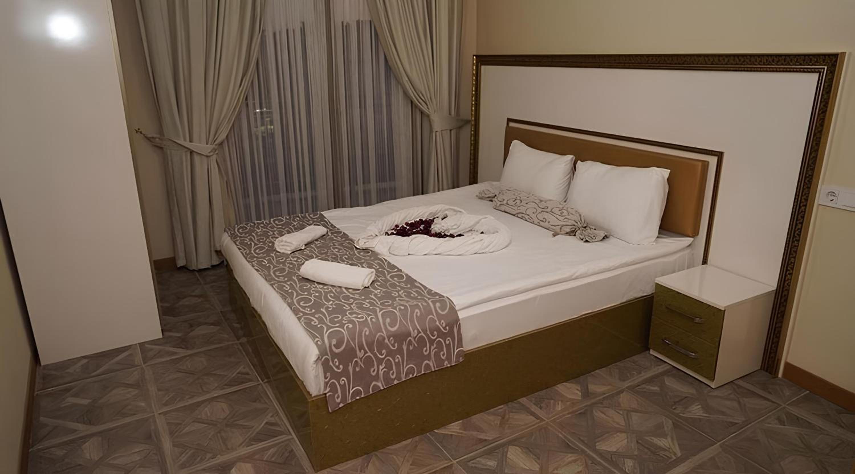 Doppelzimmer mit Poolblick