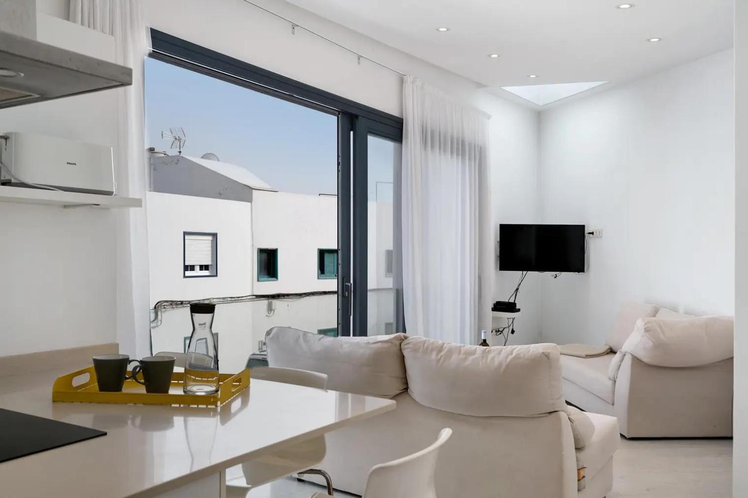 Apartamento con Balcón