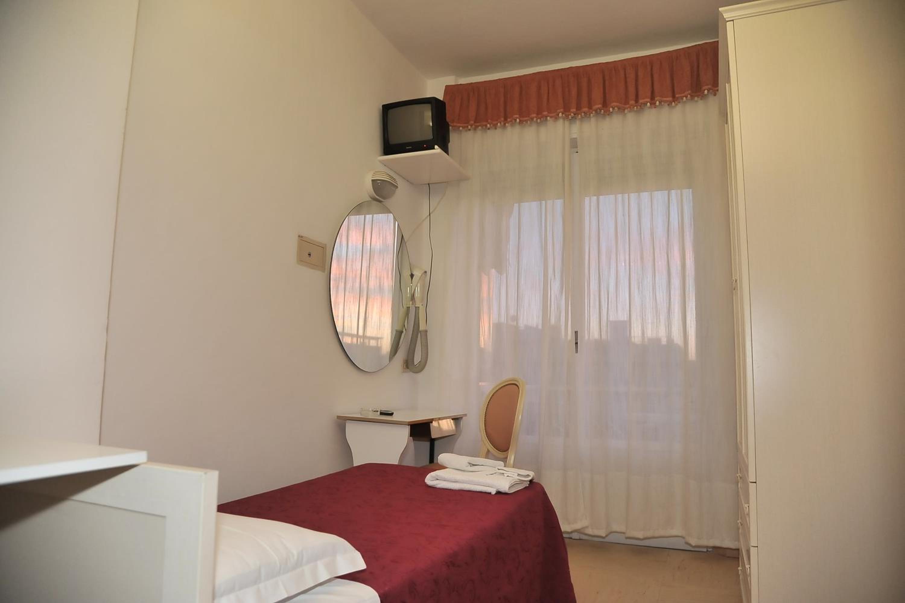 Single Room photo 1