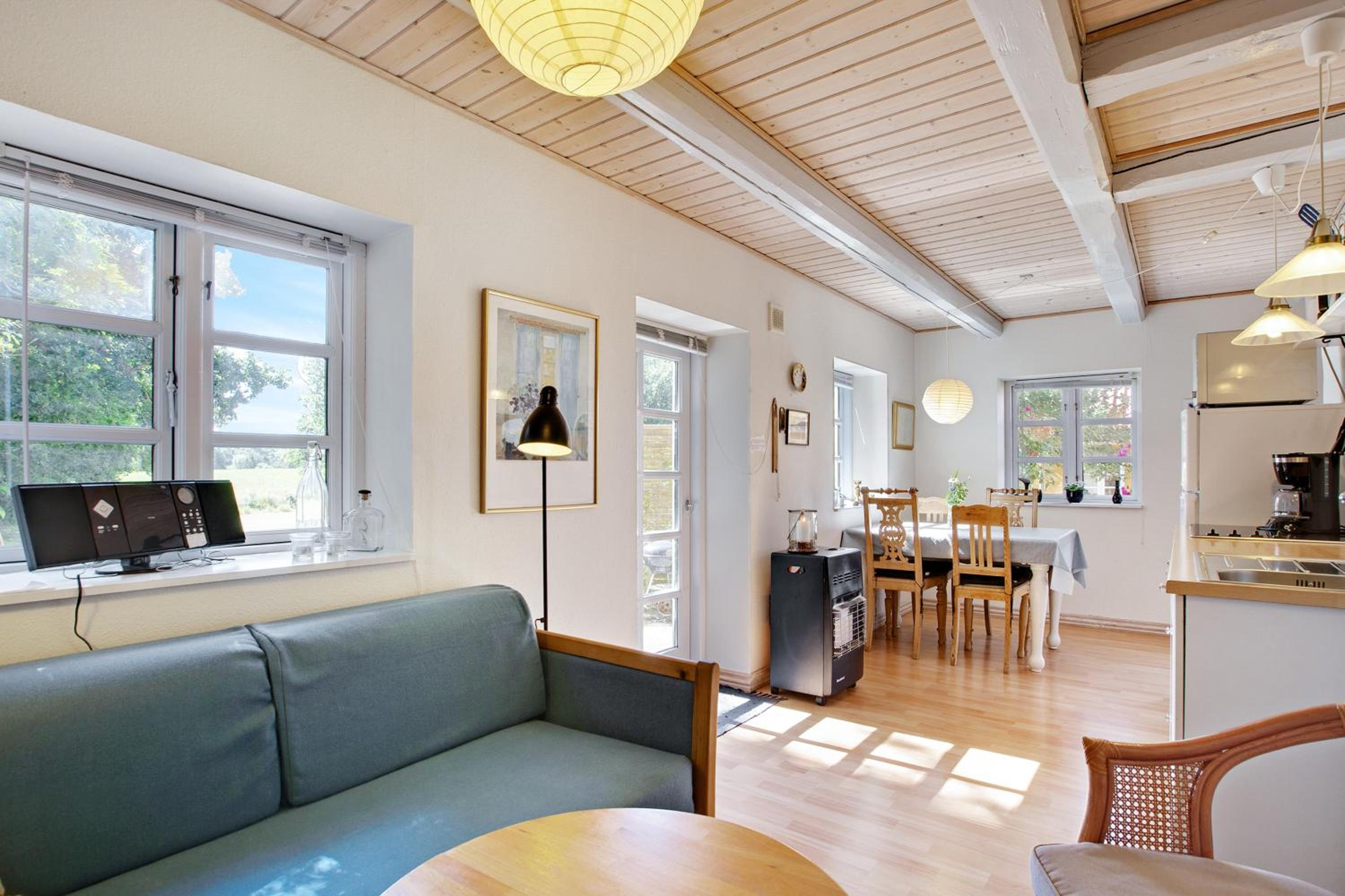 Apartment with Terrace photo 2