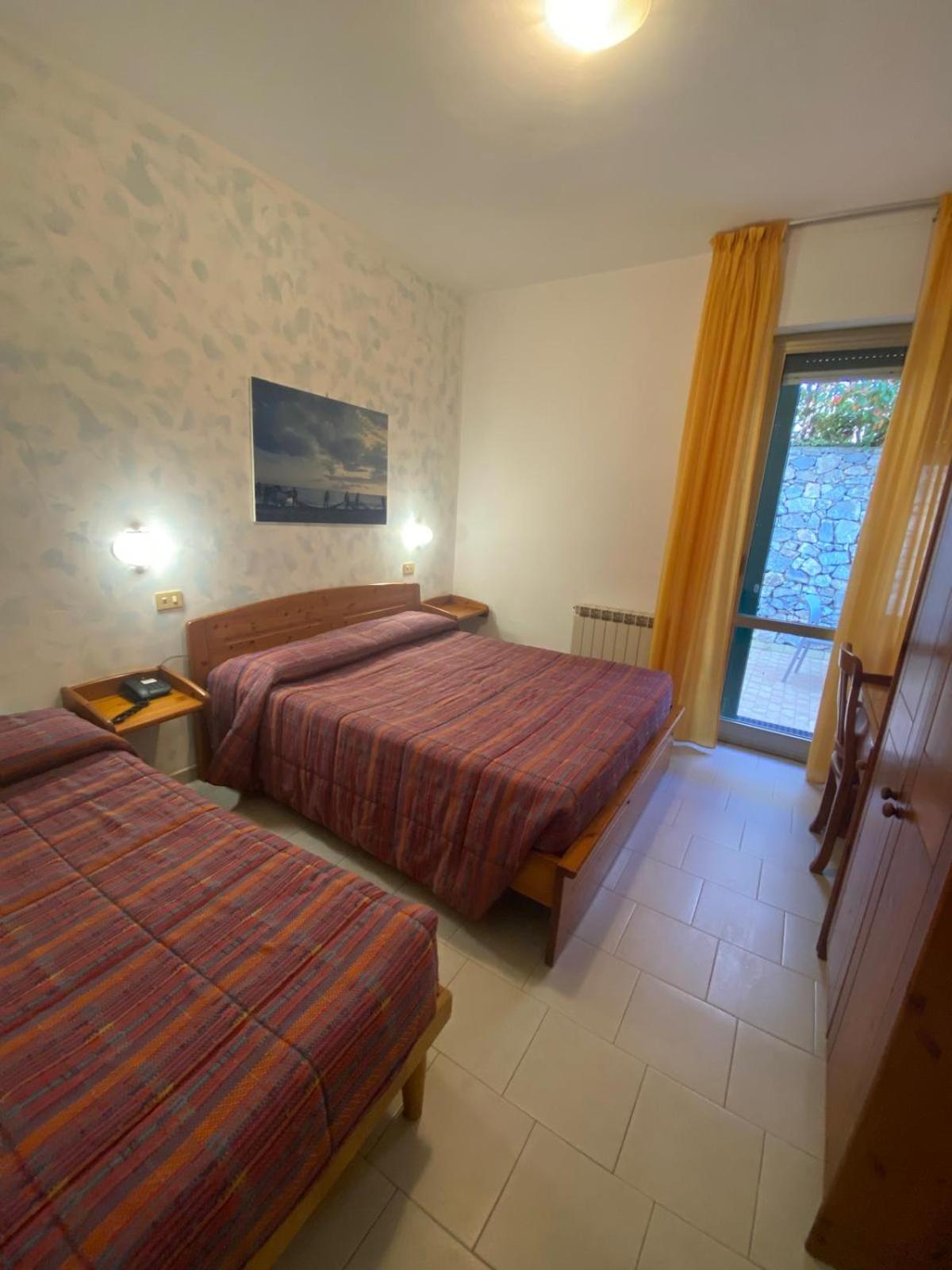 Triple Room with Balcony