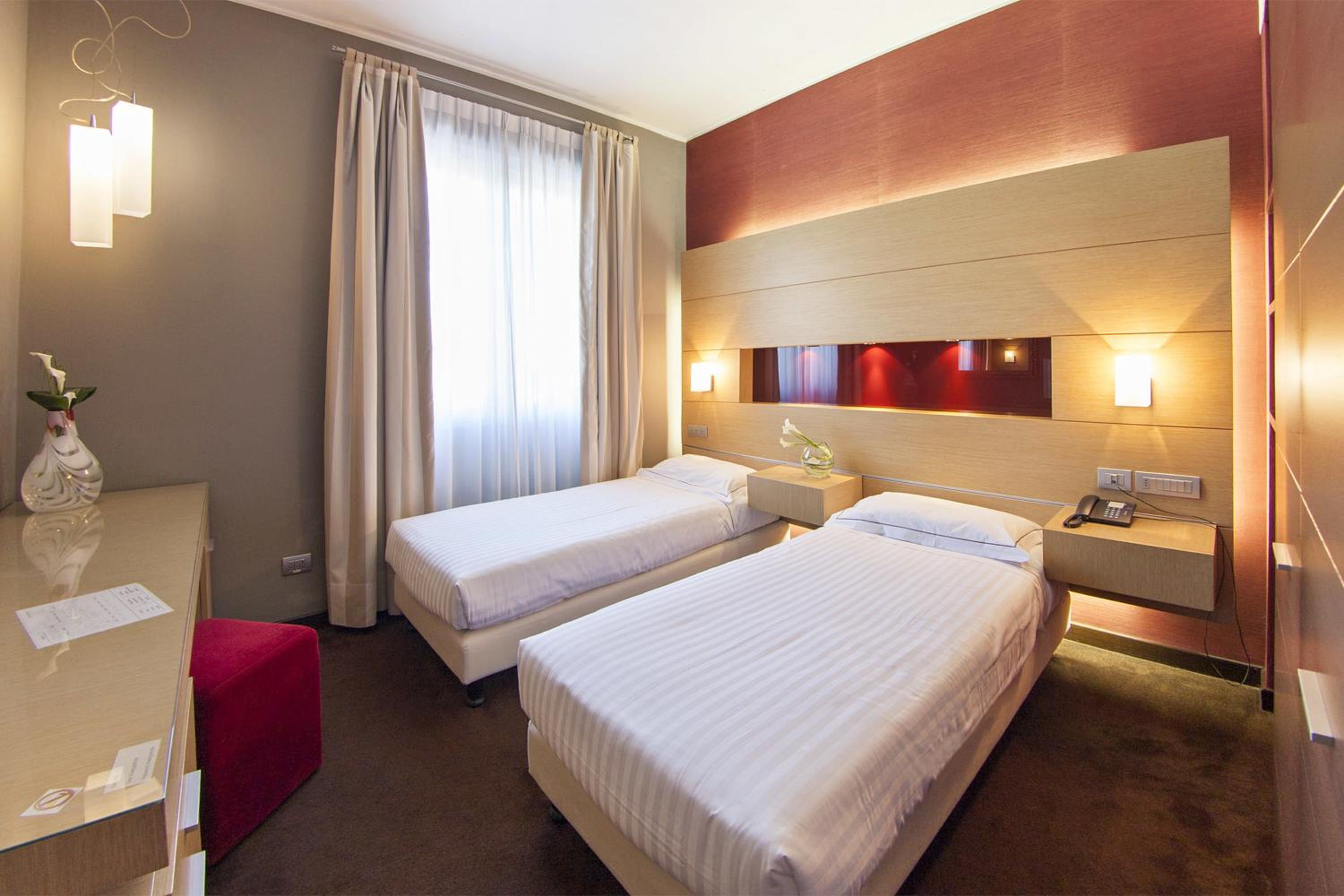 Double or Twin Room - Photo 1