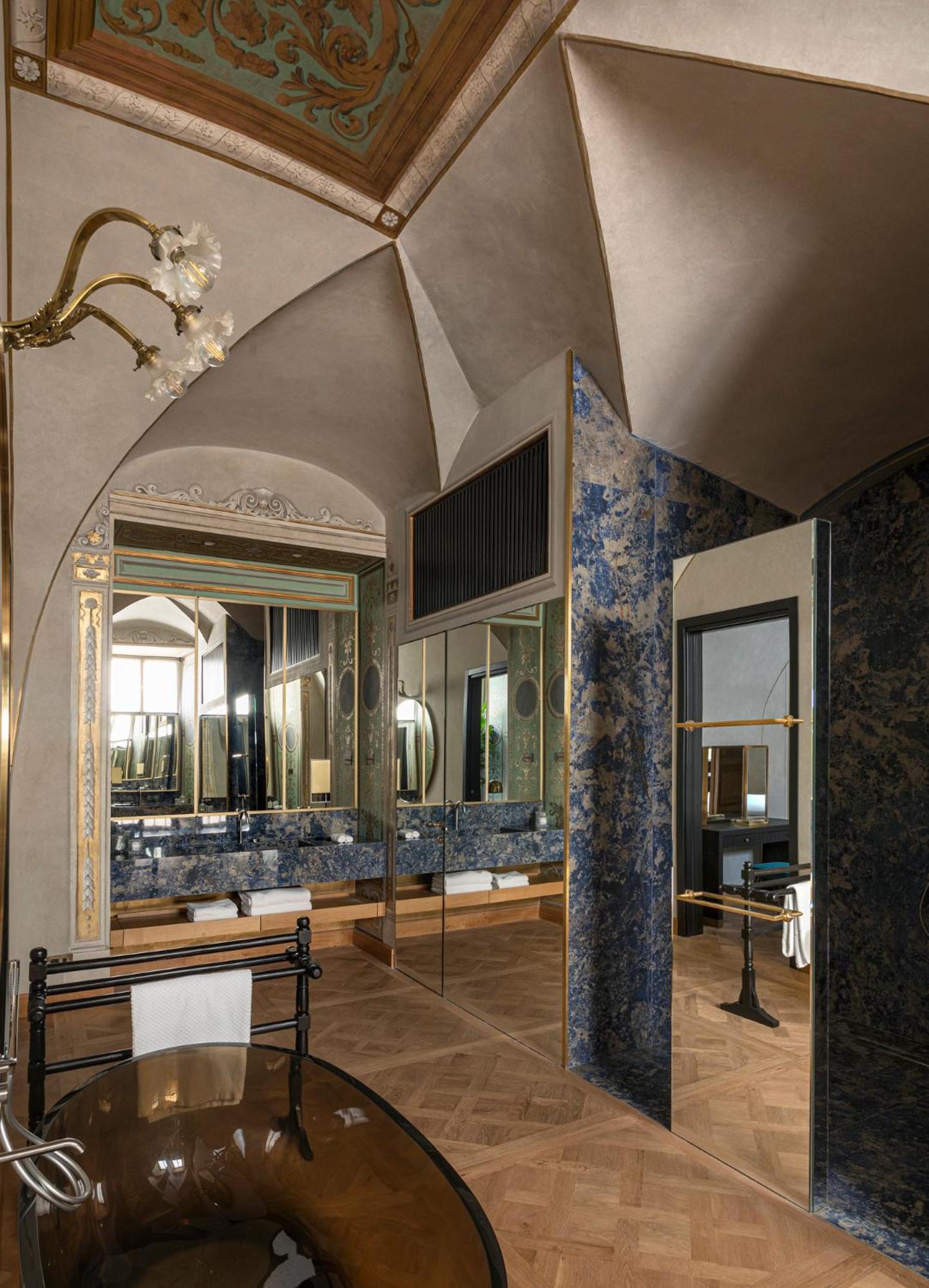 Suite with Garden View photo 2