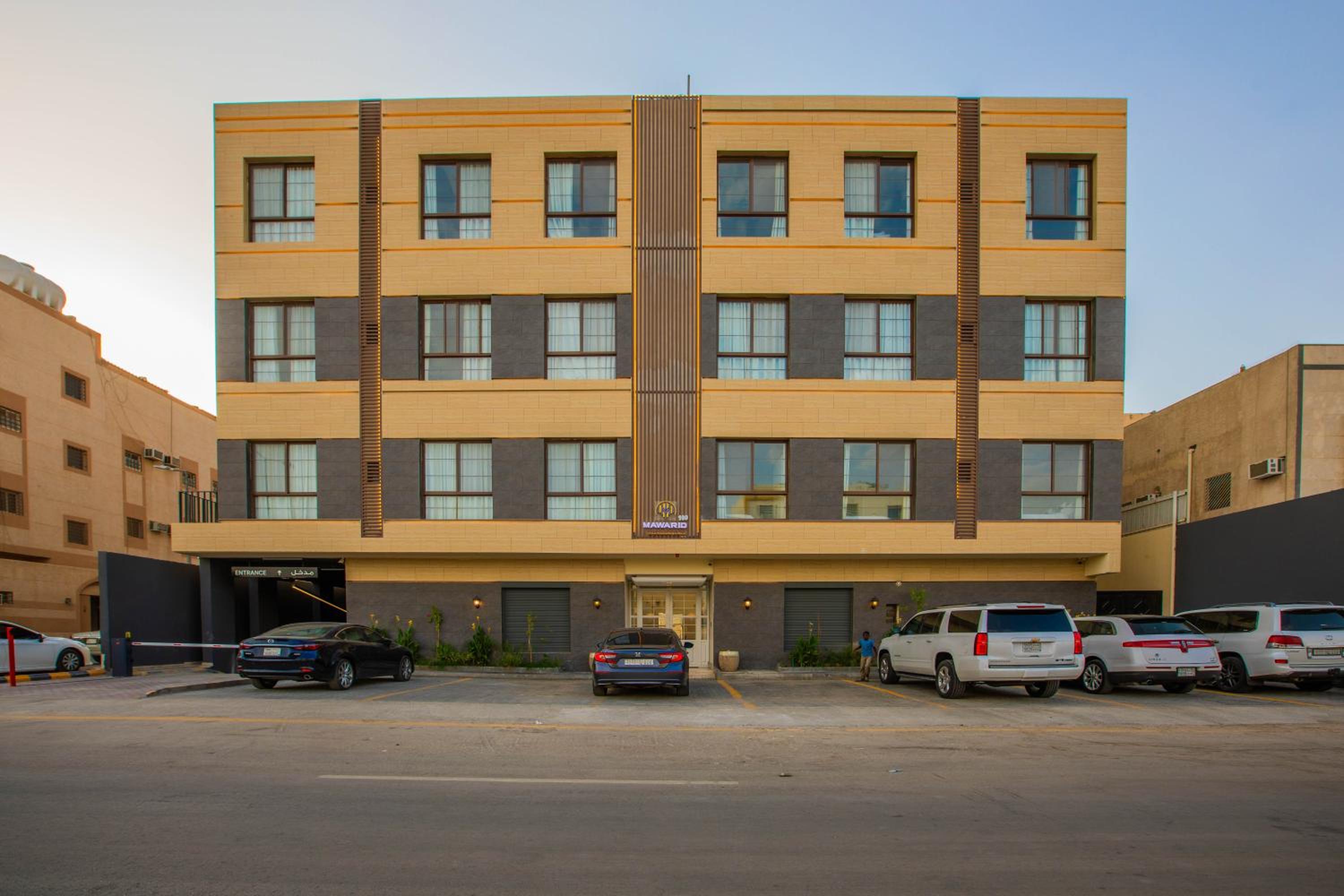 Three-Bedroom Deluxe Apartment