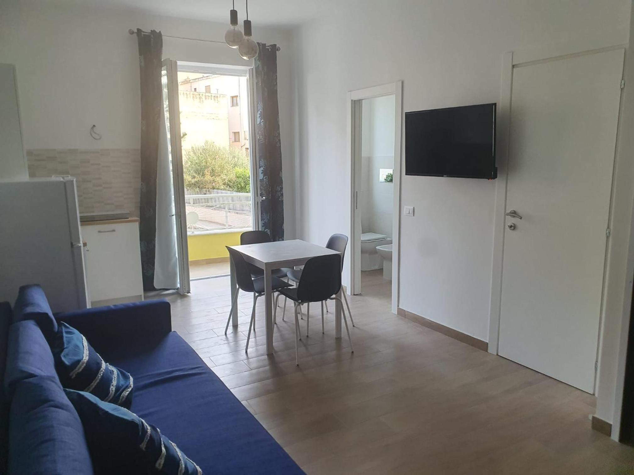 One-Bedroom Apartment photo 3