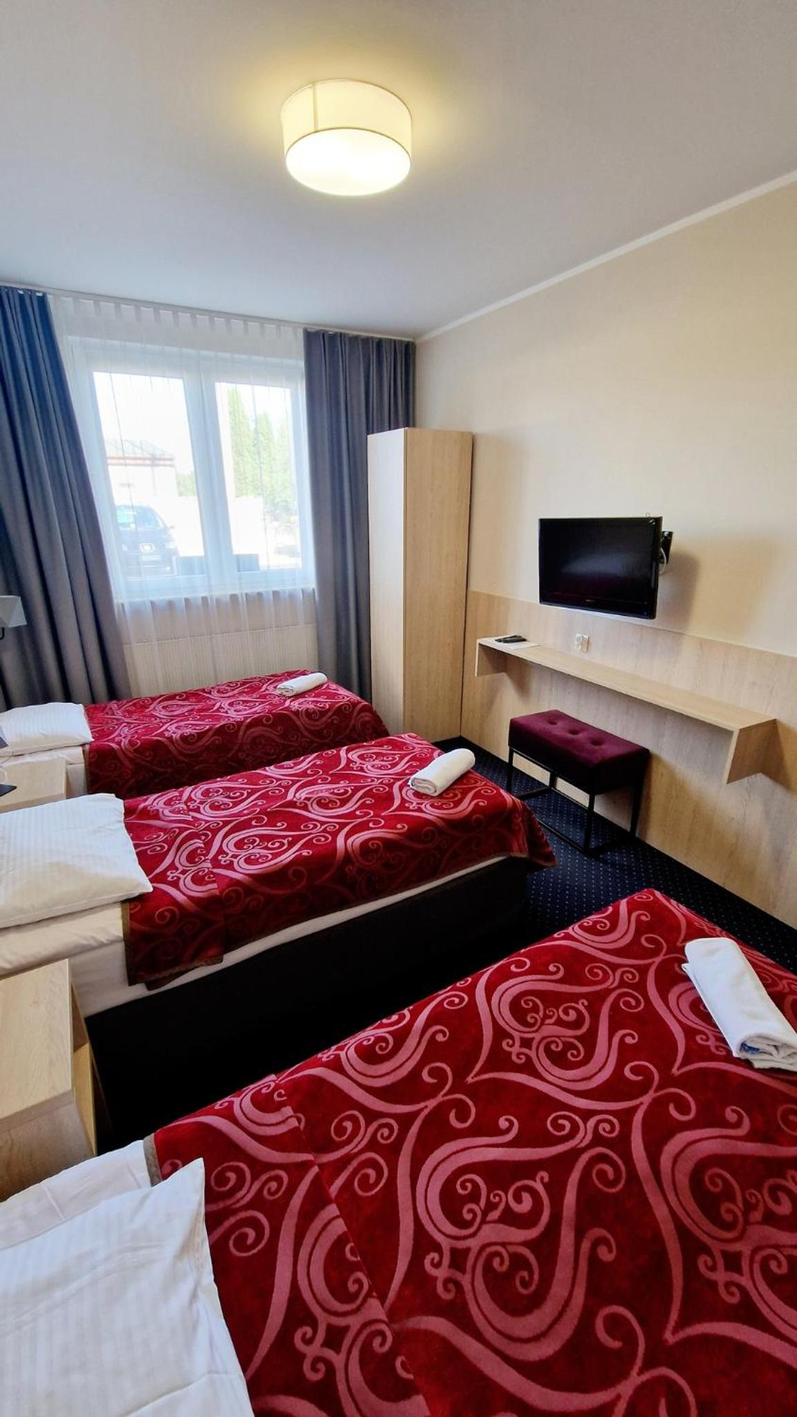 Triple Room - Photo 5