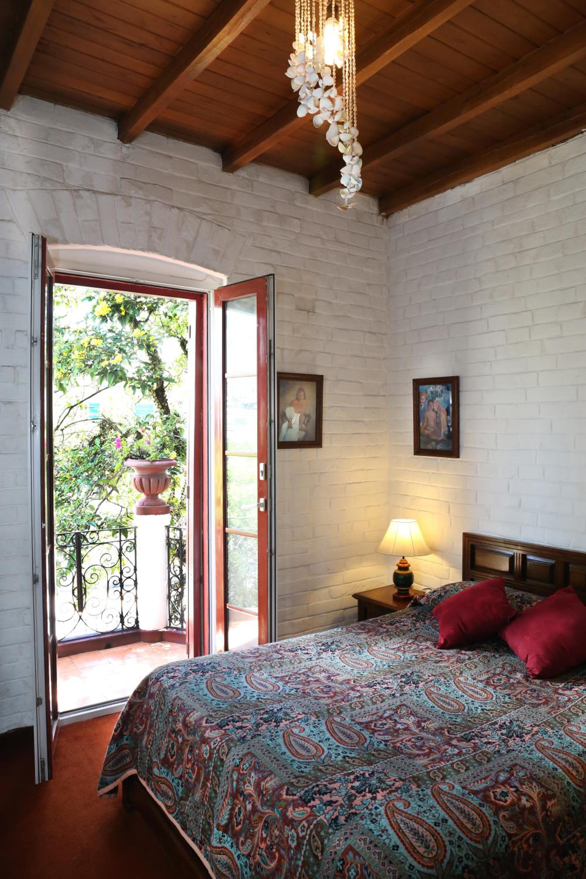 Double Room - Photo 4