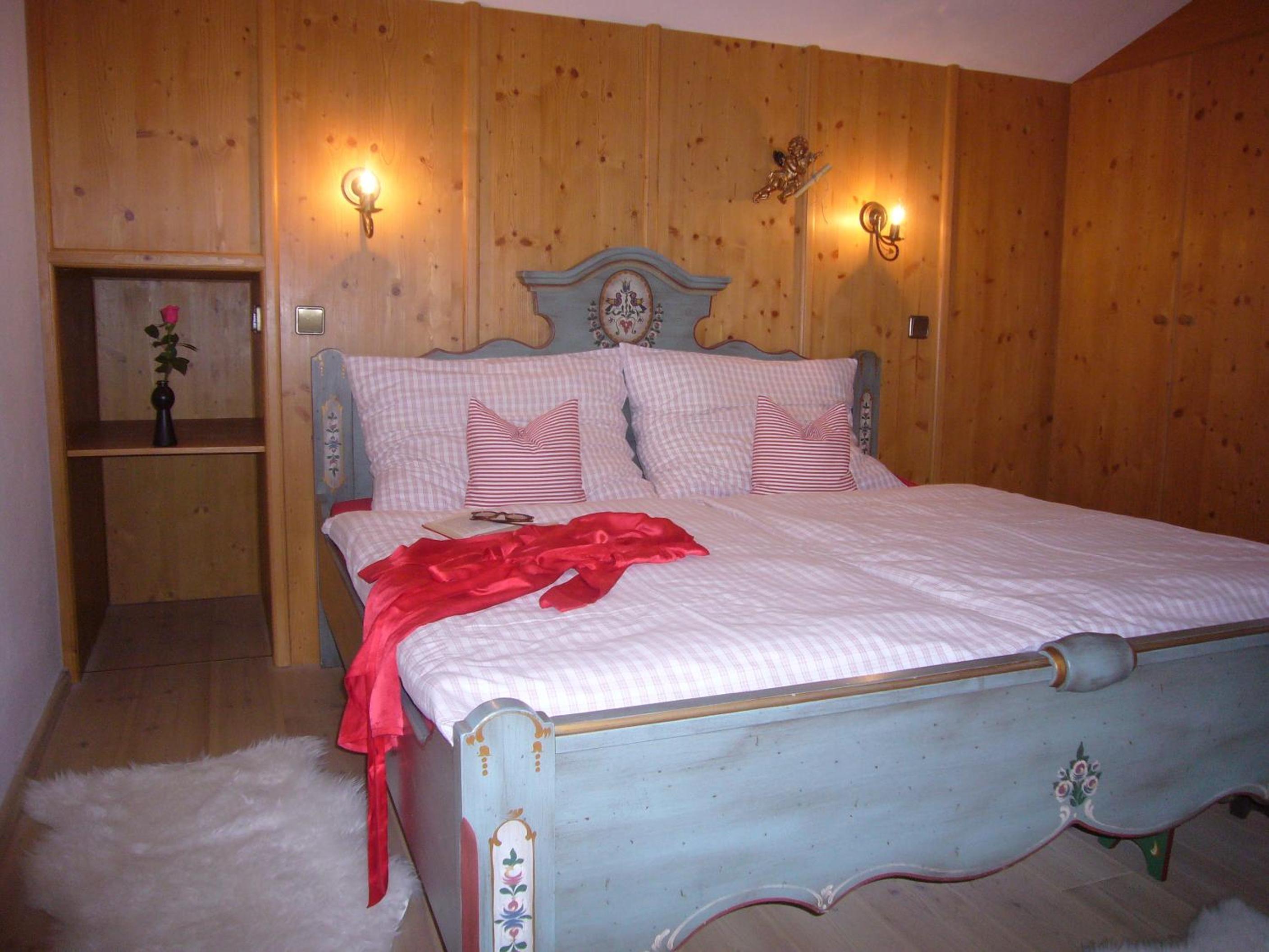 Apartment with Mountain View photo 3