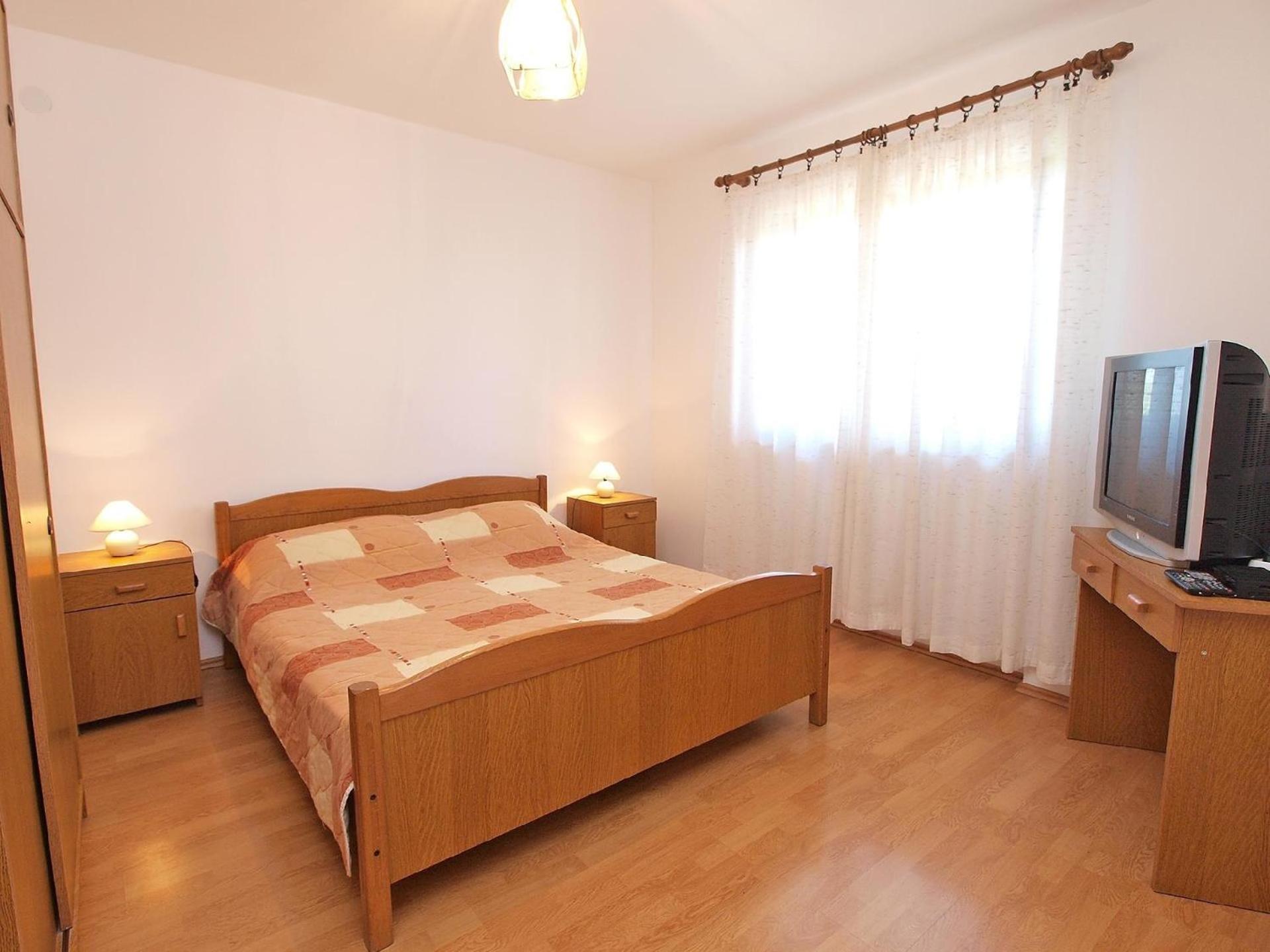 Apartment photo 1