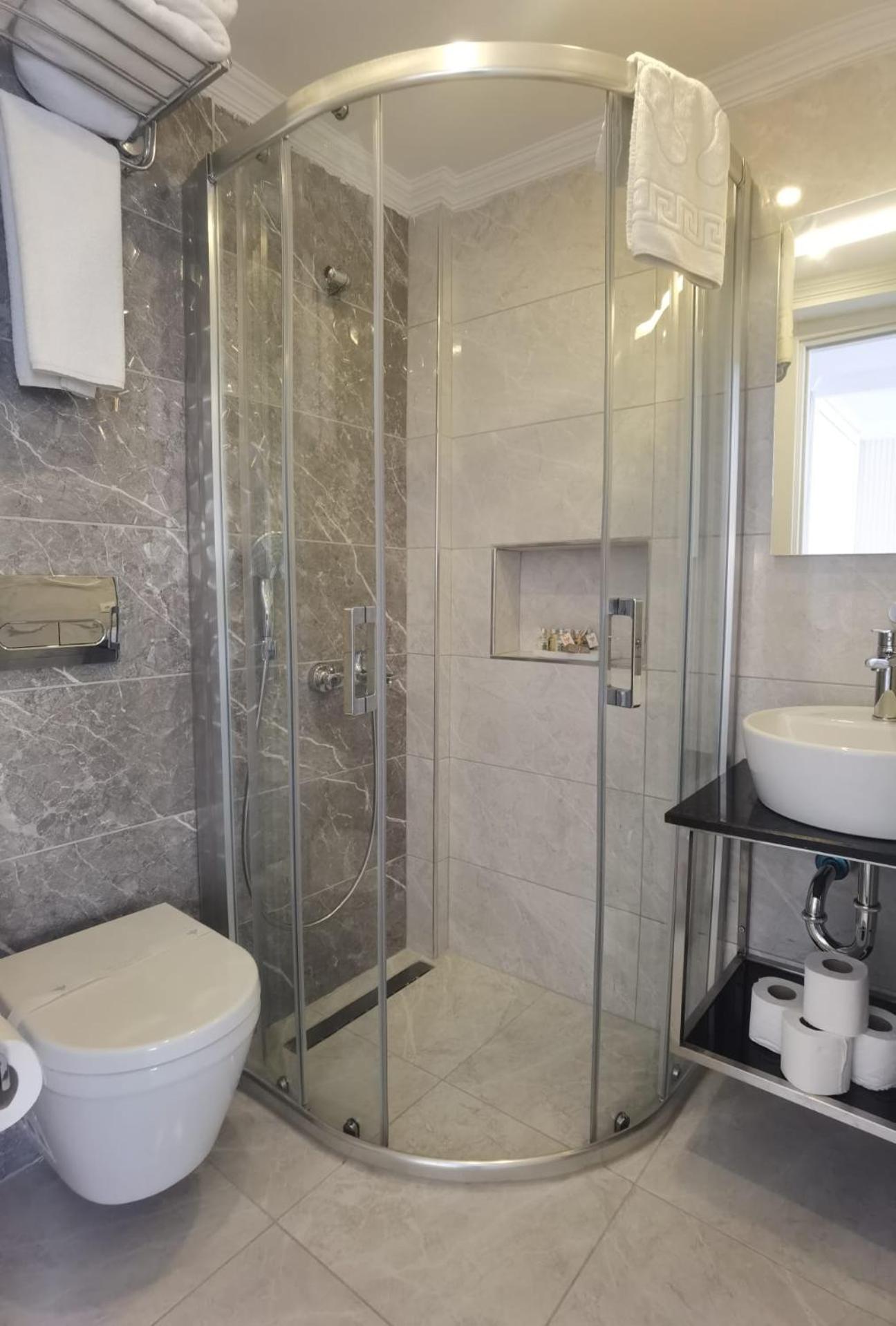 Double Room with Balcony and Sea View photo 2