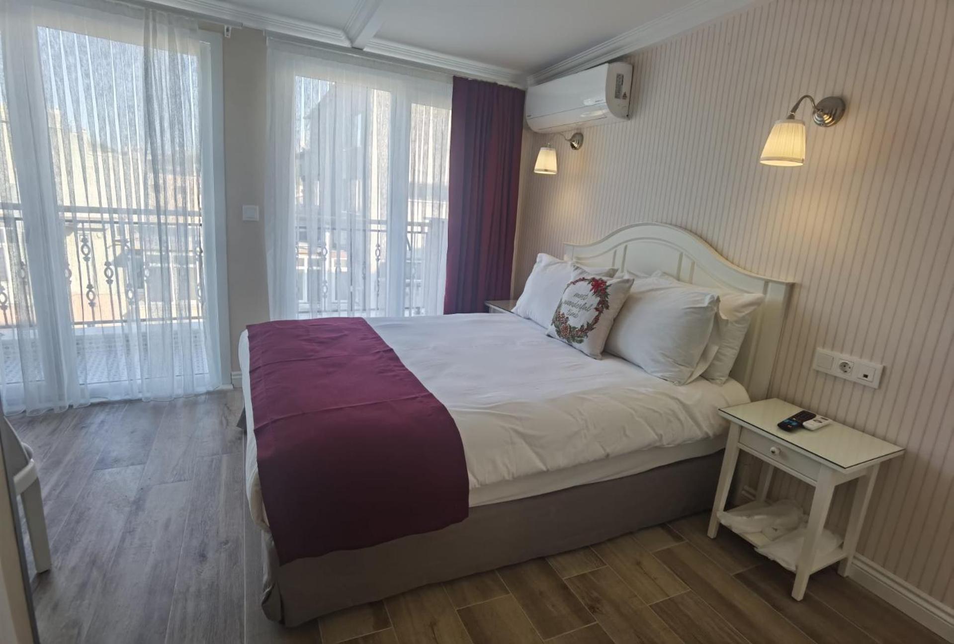 Double Room with Balcony and Sea View photo 1
