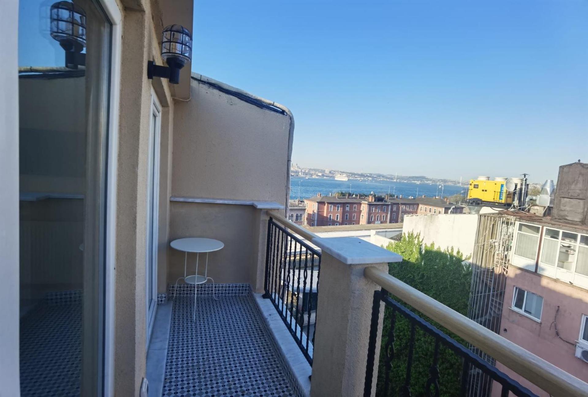 Double Room with Balcony and Sea View photo 3