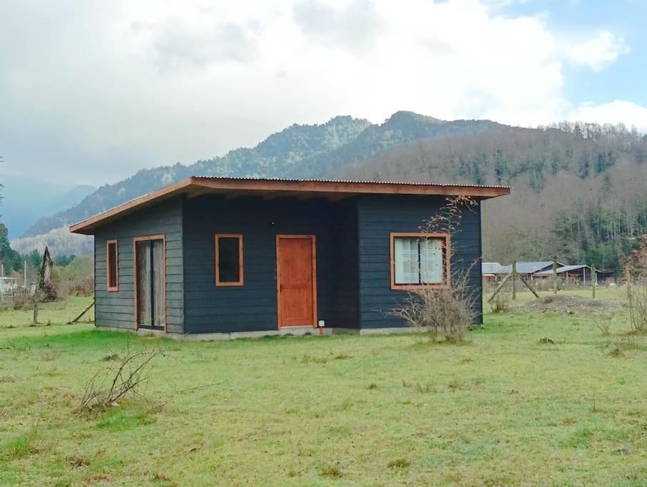Two-Bedroom House photo 3