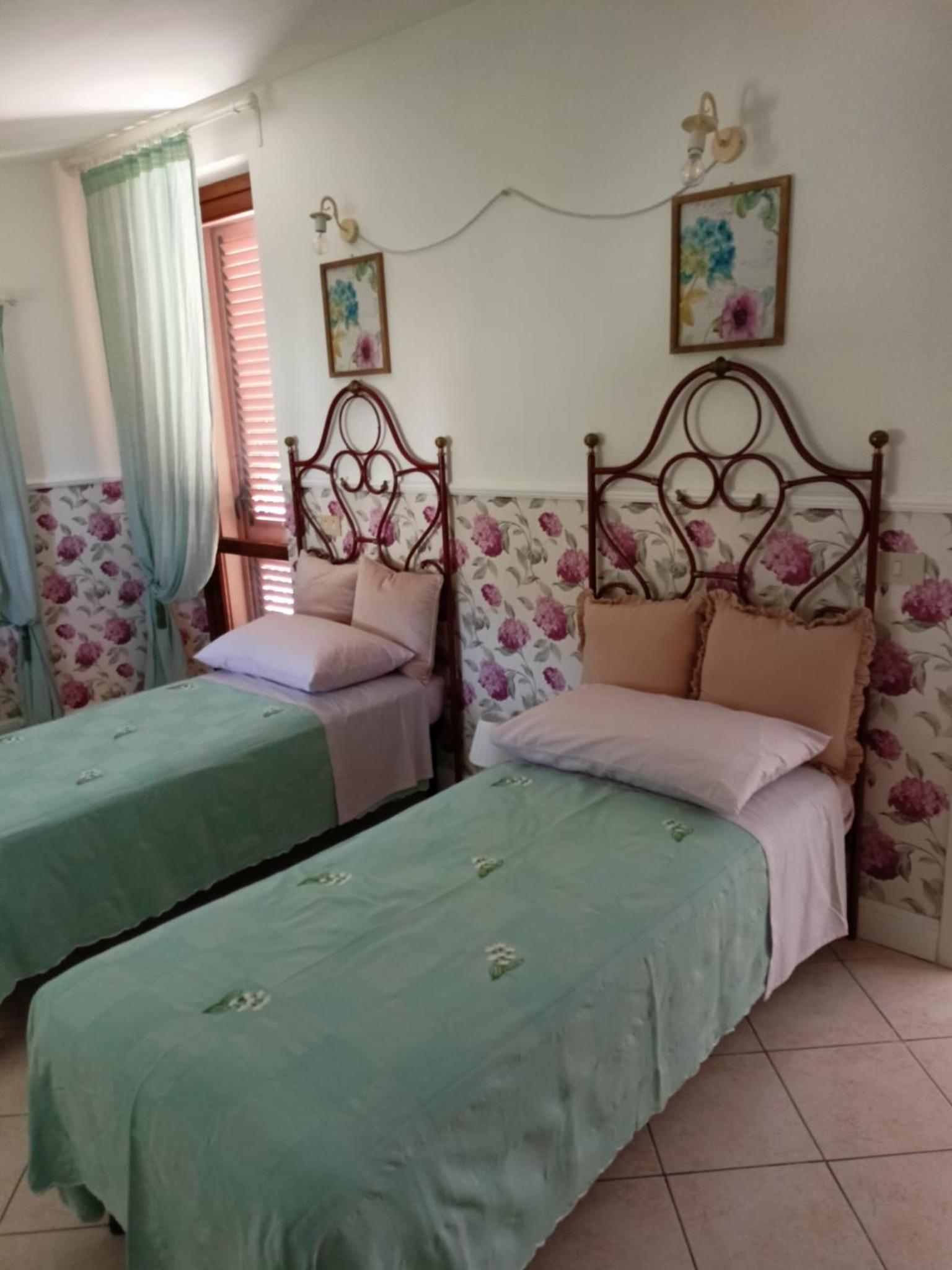 Twin Room photo 1