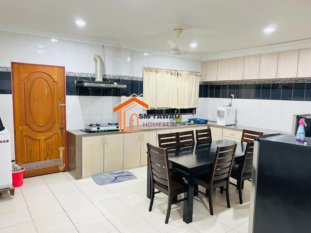 Four-Bedroom House photo 3