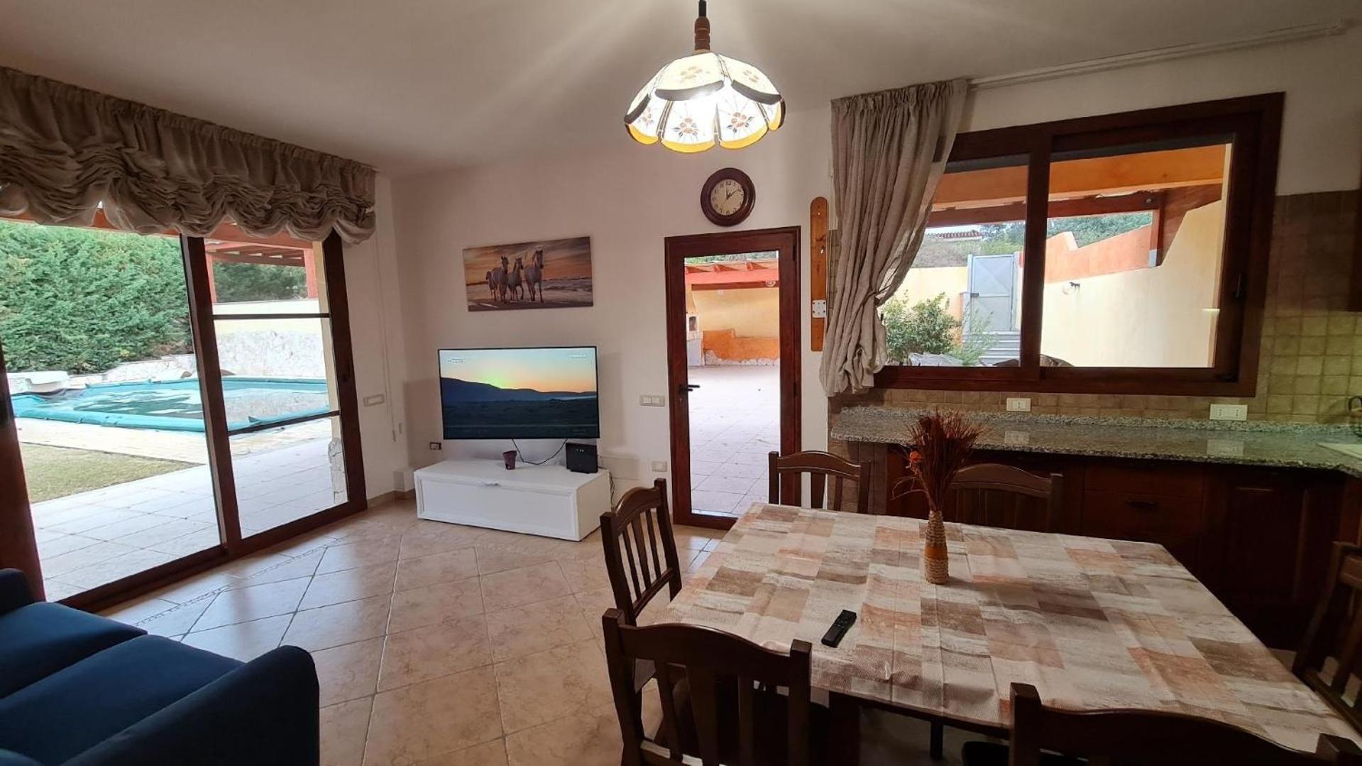 Three-Bedroom Vacation Home  photo 1