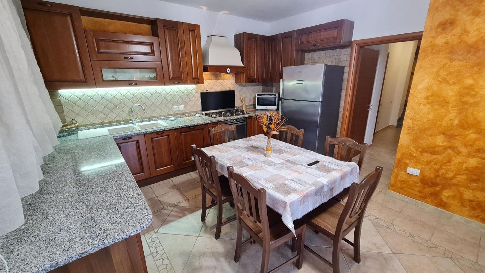 Three-Bedroom Vacation Home  photo 2