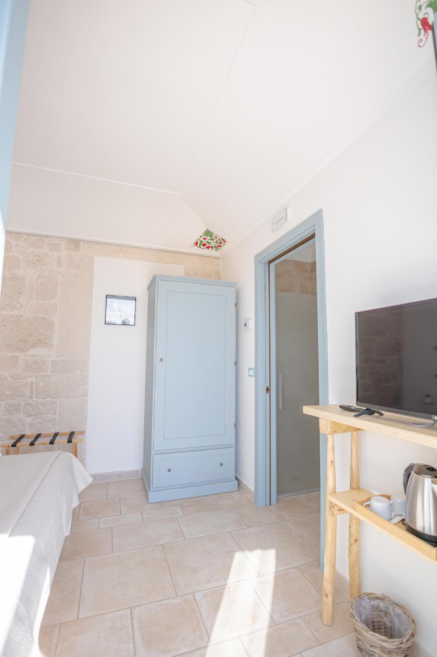 Double Room With Private Bathroom photo 1